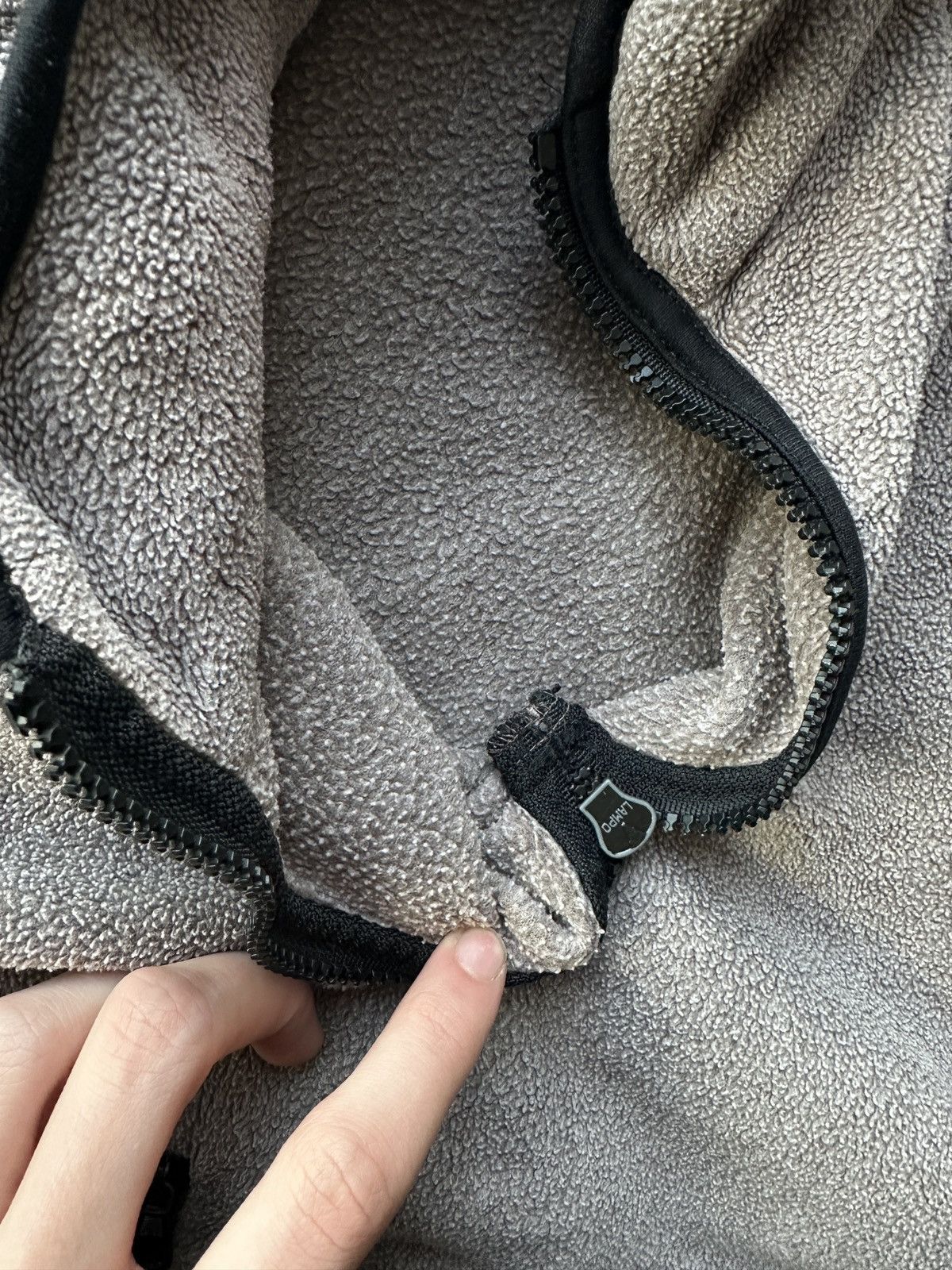 C.P. Company 🚨 C.P COMPANY PATCH FLEECE ZIP JUNIOR WITH LOGO 8/128 size Size US XXS / EU 40 - 12 Thumbnail