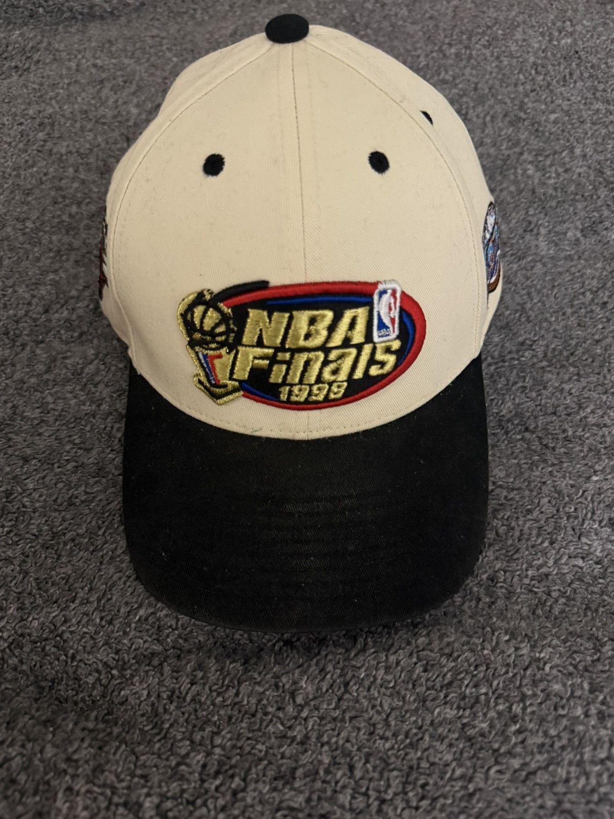 Mitchell & Ness Mitchel & Ness x NBA Finals 1998 Hat Size ONE SIZE - 1 Thumbnail