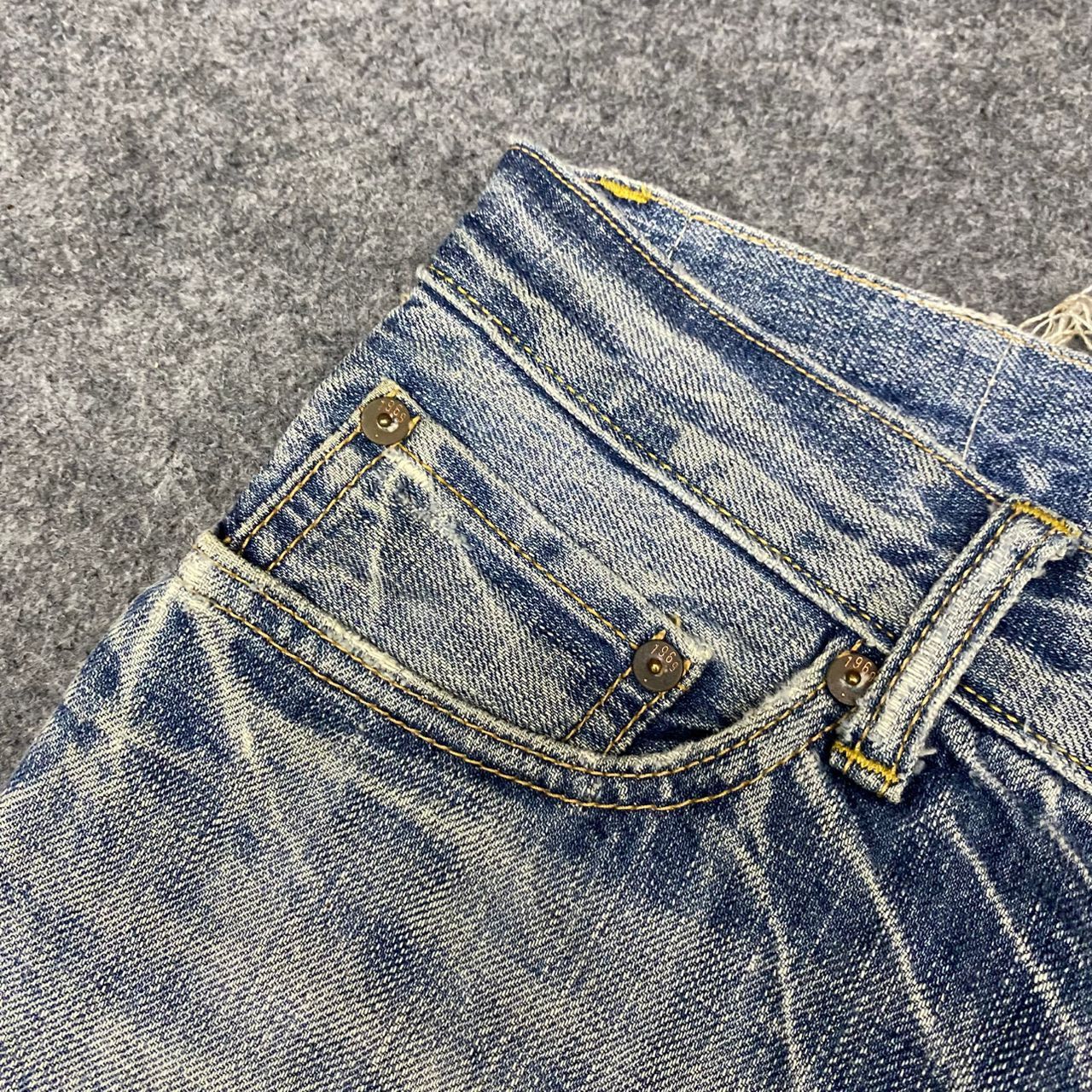 If Six Was Nine Flare Vintage The Gap Distressed Denim Size US 31 - 9 Thumbnail