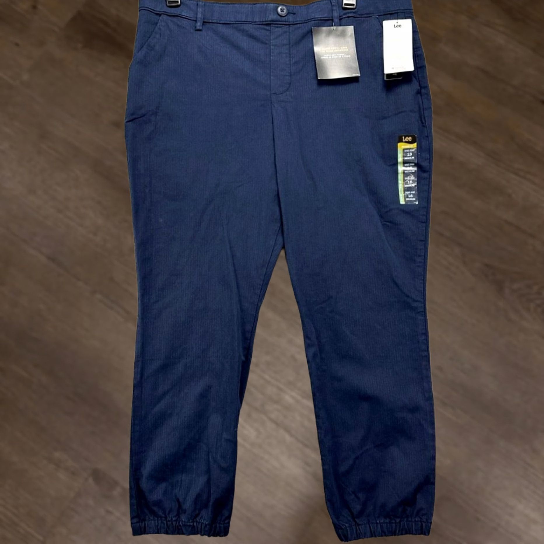 Lee Lee Ultra Lux Comfort Jogger Pants Women 18 Blue Taper Elastic Waist Pull On NEW Size 40" / US 18 - 1 Thumbnail