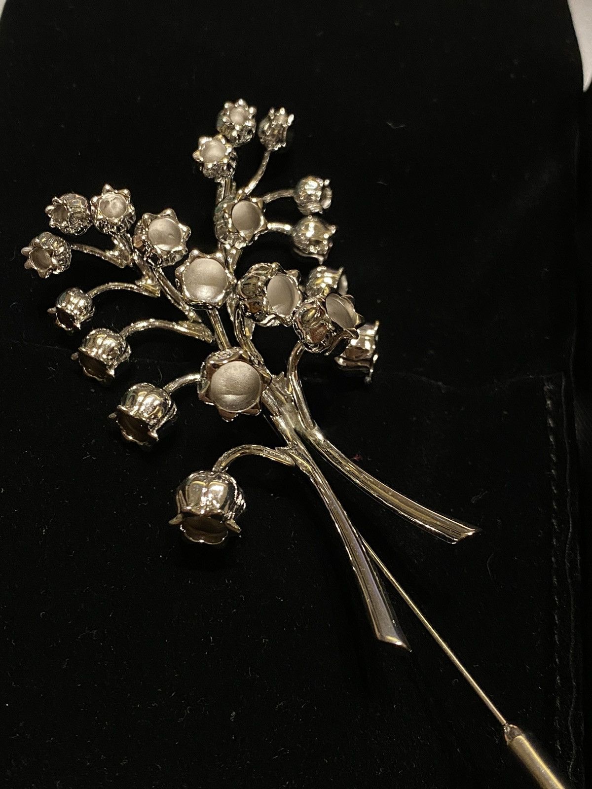 Dior aw14 lily of the valley floral pins / brooch | Grailed