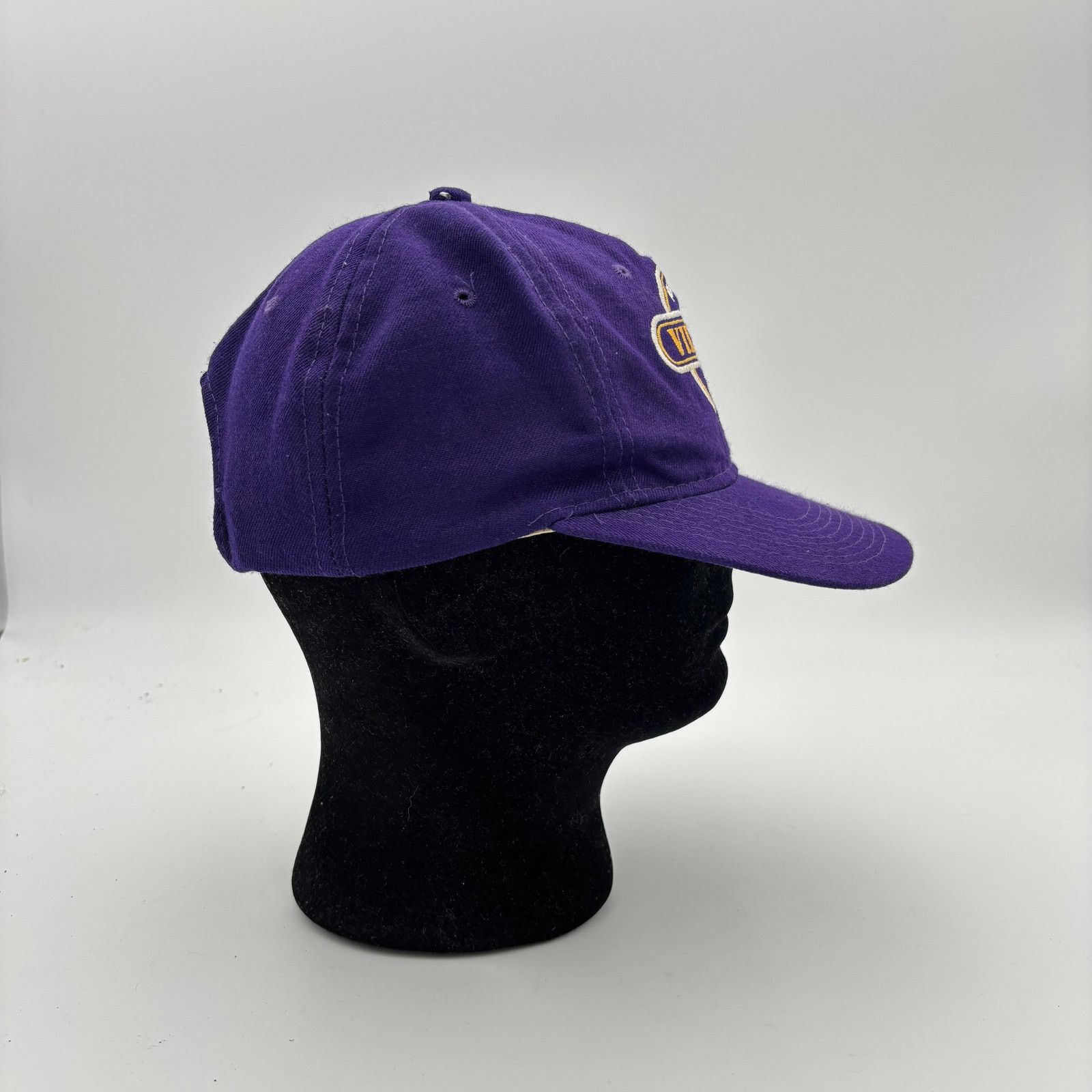 Sports Specialties Vintage Sports Specialties Minnesota Vikings Snapback Hat Size ONE SIZE - 3 Thumbnail