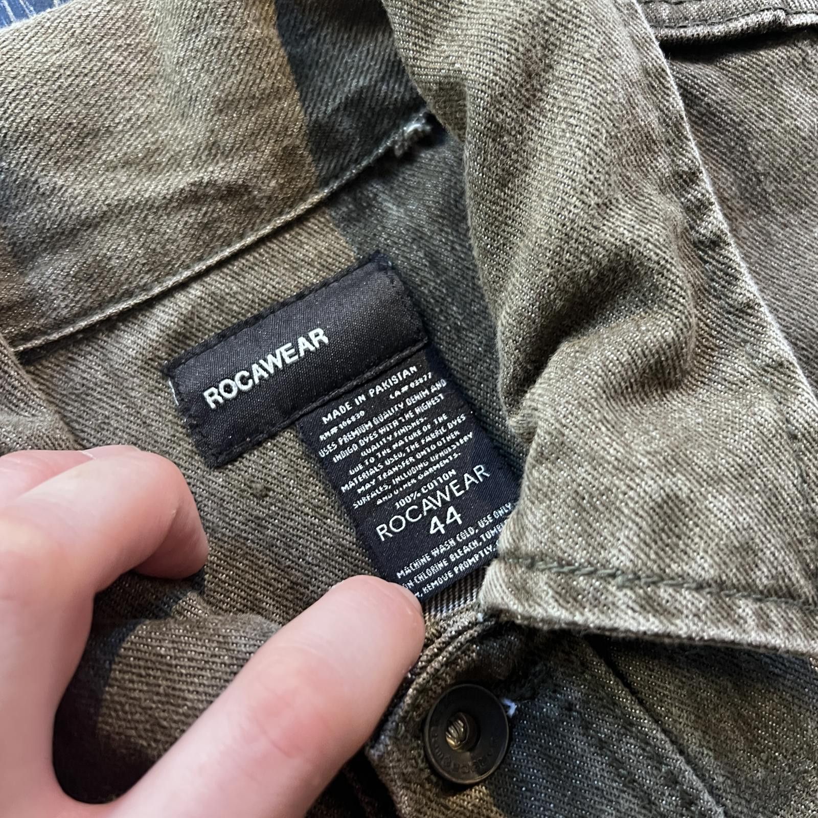 Rocawear × Vintage Vintage Rocawear Denim Jacket Green Faded Distressed Size US L / EU 52-54 / 3 - 5 Thumbnail