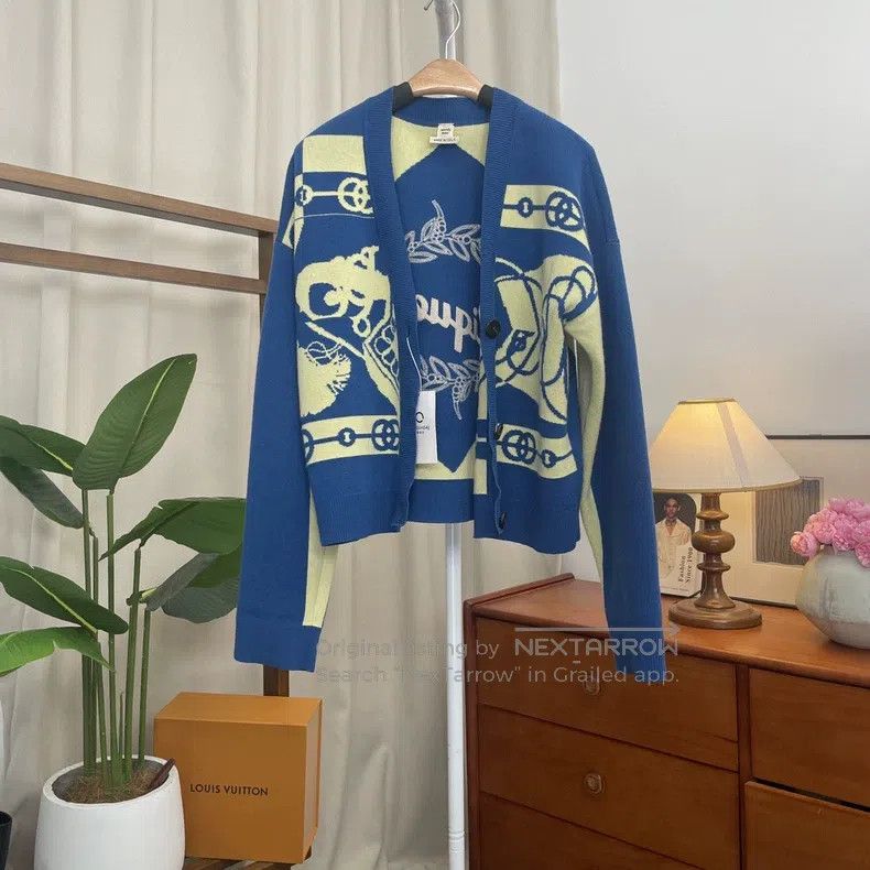 Hermes Hermes Limited Edition Printed Knit Sweater in Blue Size XS / US 0-2 / IT 36-38 - 1 Thumbnail