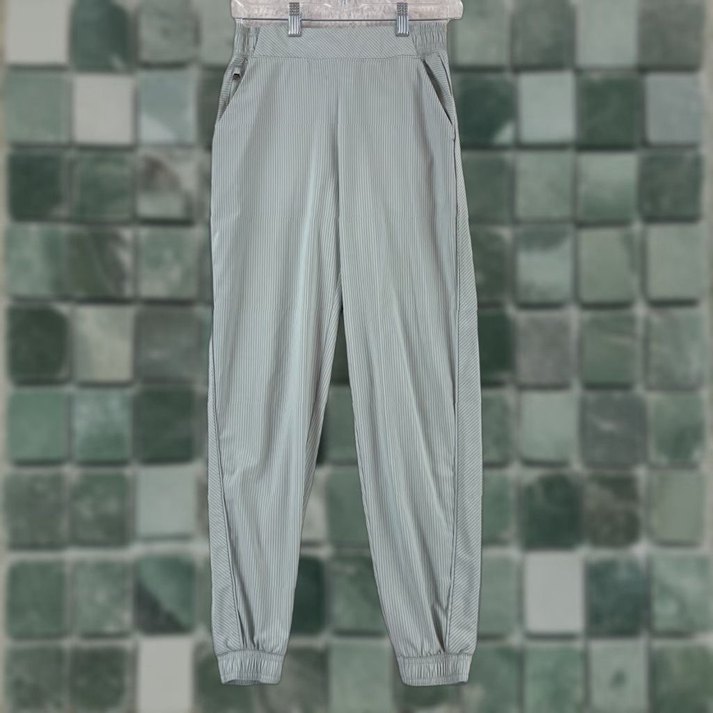 Athleta Athleta Gray Textured Brooklyn Jogger Pants Womens Pull On Size 2 Size 26" / US 2 / IT 38 - 1 Thumbnail