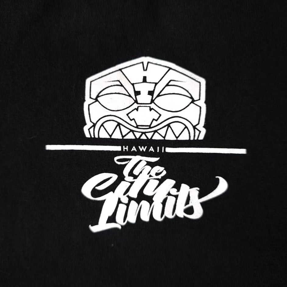 Vintage Pineapple Clan Hawaii City Limits T Shirt Mens Large Black Cotton Crew Neck Short Sleeve Vintage 2000-2009 Logo Graphic Print Size US L / EU 52-54 / 3 - 5 Thumbnail