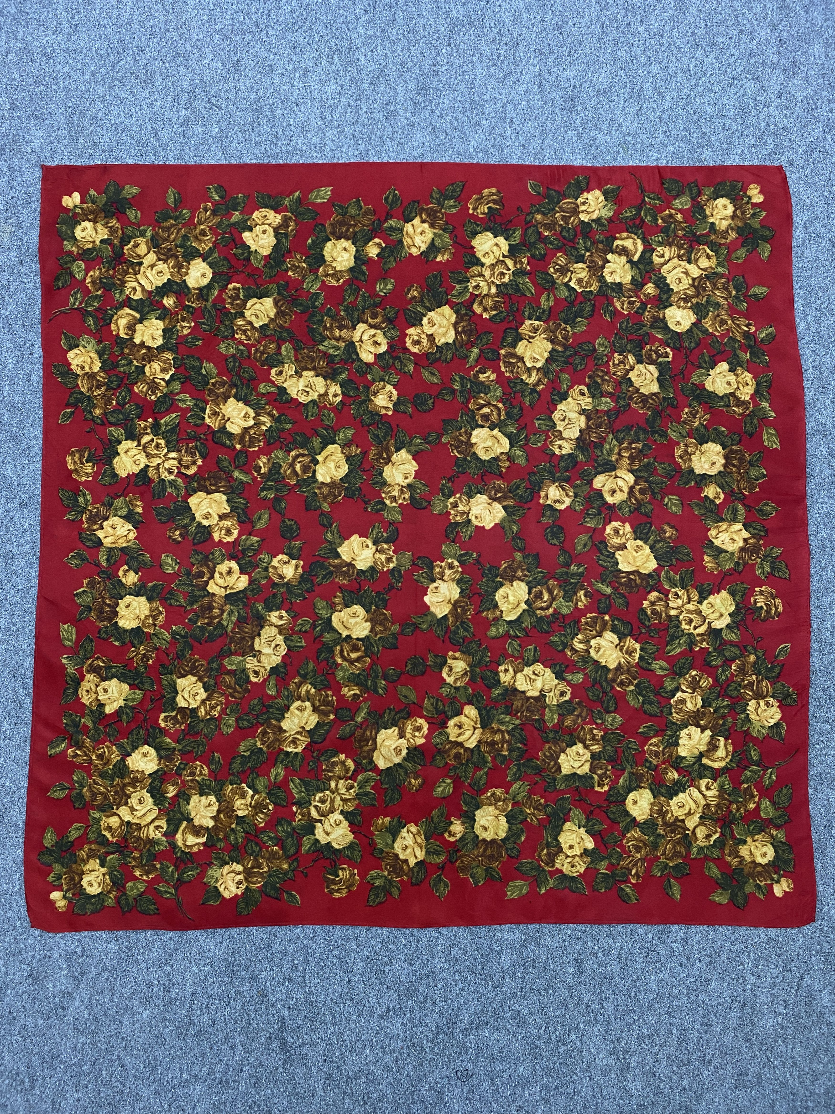 Other Vintage Floral Motive Silk Scarf / Silk Shawl SN0266 Size ONE SIZE - 2 Thumbnail