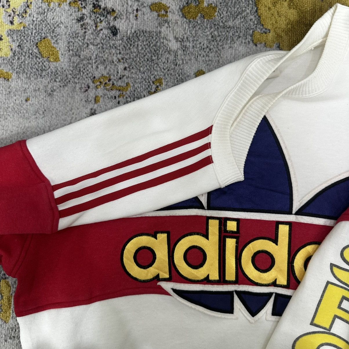 Adidas Vintage 80’s Adidas Sports Embroidery Logo Sweatshirts Size US M / EU 48-50 / 2 - 8 Thumbnail