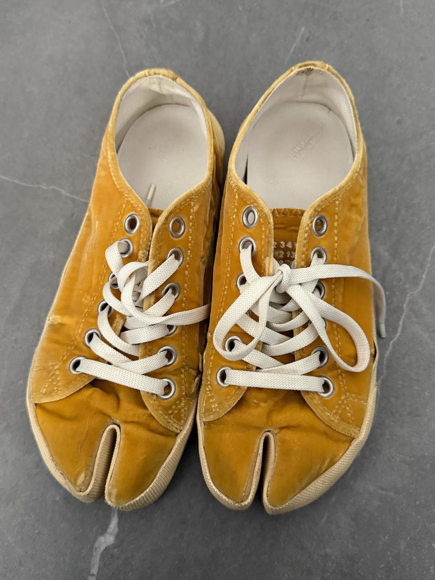 Maison Margiela Maison Margiela Tabi Yellow Velvet Shoes Size US 6 / IT 36 - 1 Thumbnail