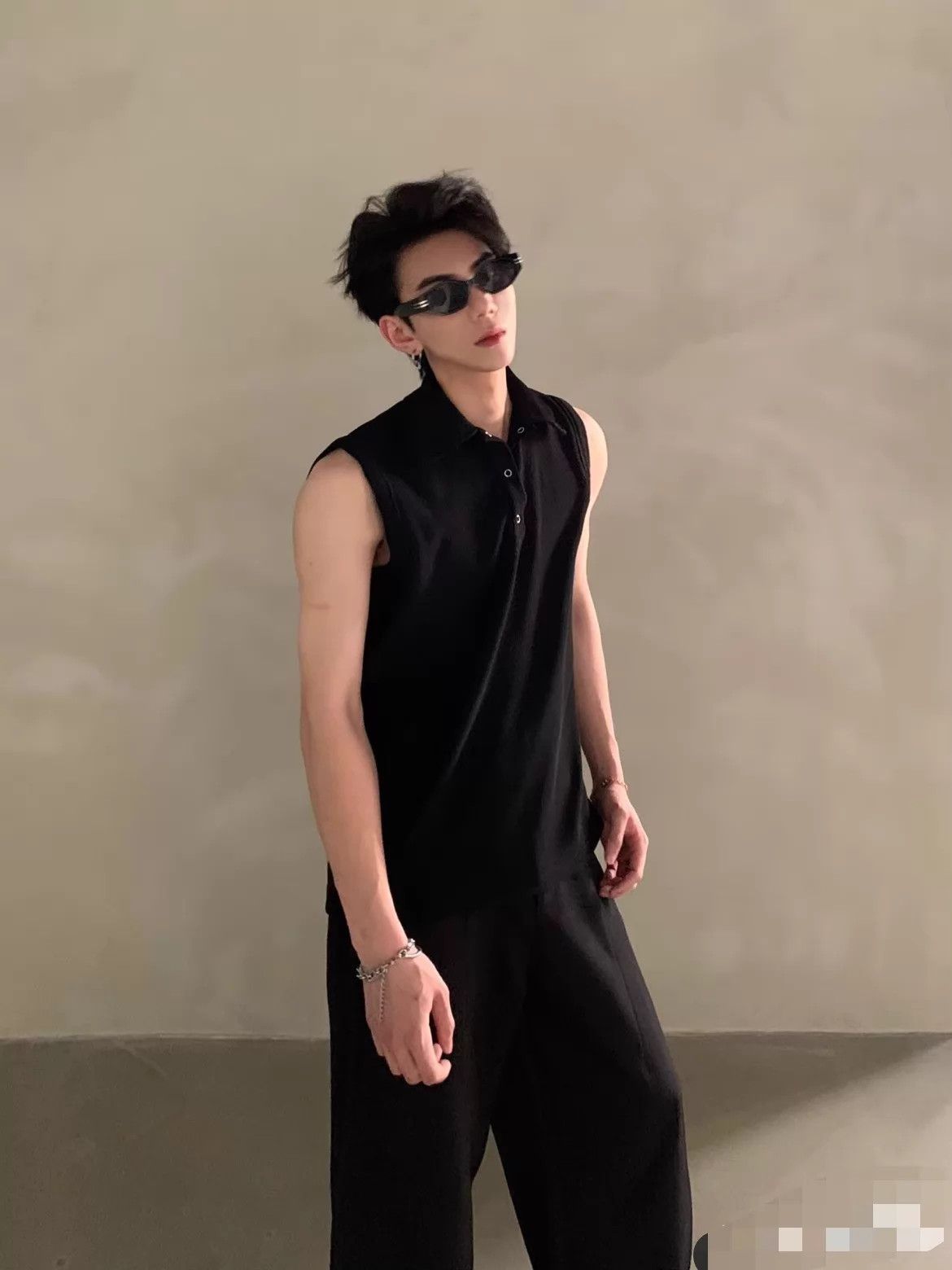Yves Saint Laurent YSL Solid Polo Collar Sleeveless Tank XS Slim Versatile Size US XS / EU 42 / 0 - 7 Thumbnail