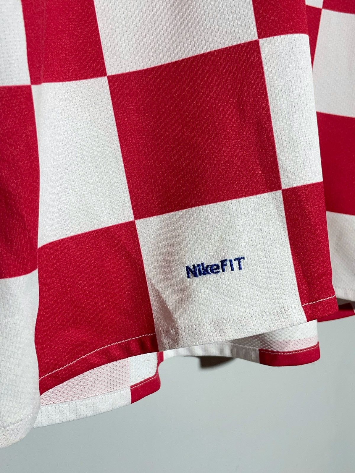 Nike National Team Croatia Nike 2008 Home Y2k Football Shirt Size US L / EU 52-54 / 3 - 6 Thumbnail