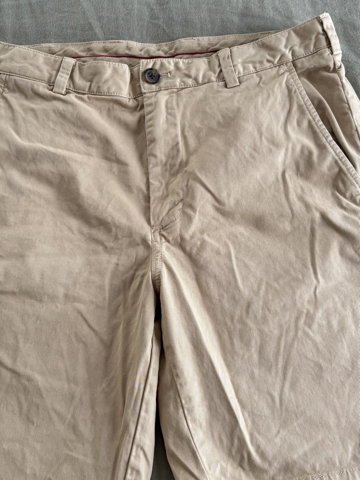Brooks Brothers Brooks Brothers Beige Khaki Casual Shorts. Mens. Size US 34 / EU 50 - 3 Thumbnail