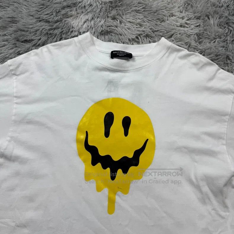 Balenciaga Balenciaga Smiley Short Sleeve Size US S / EU 44-46 / 1 - 3 Thumbnail