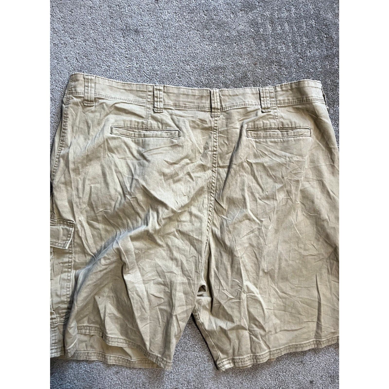 Wrangler VINTAGE Wrangler Men's Cargo Shorts Size 44 Relaxed Fit Beige Canvas Casual Travel Workwear Size US 44 / EU 60 - 2 Thumbnail