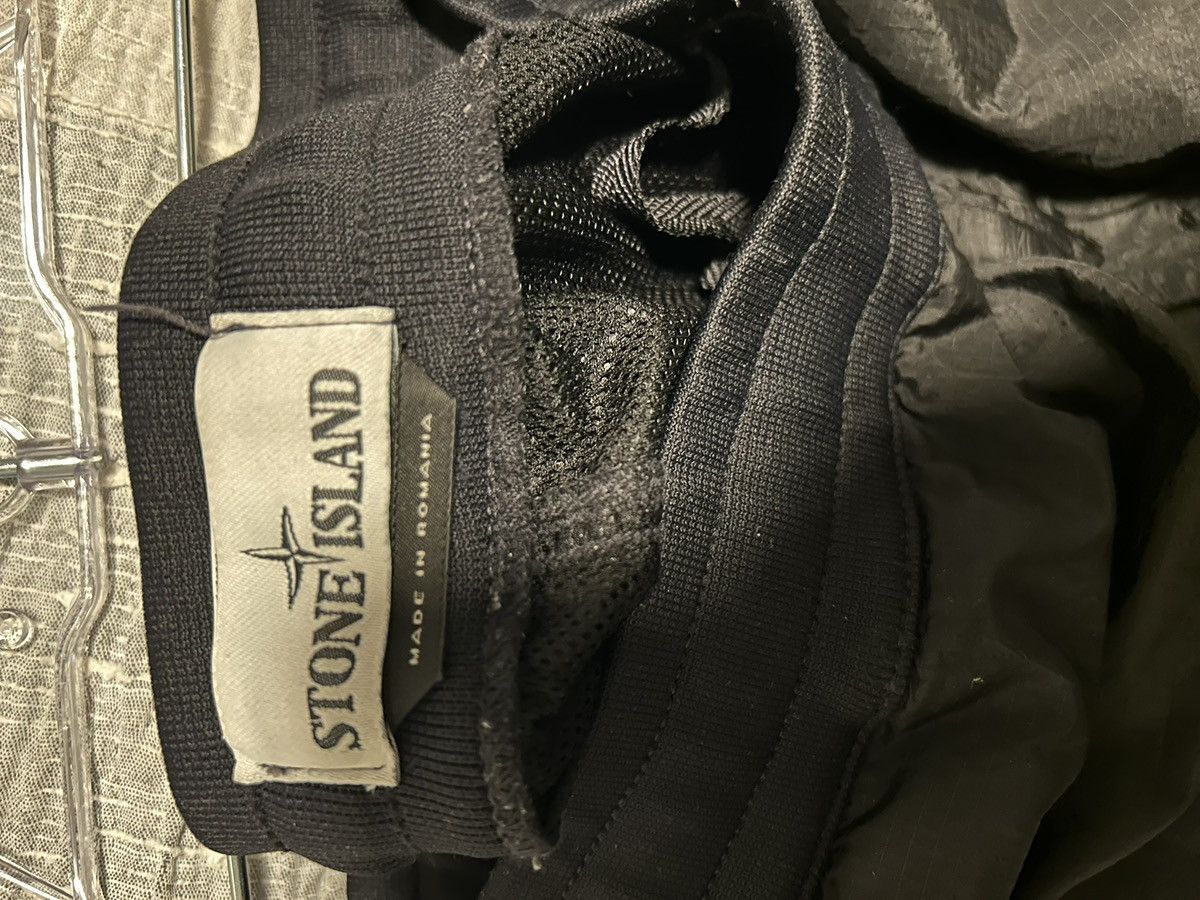 Stone Island Stone Island Nylon Sweatpants Size US 32 / EU 48 - 5 Thumbnail