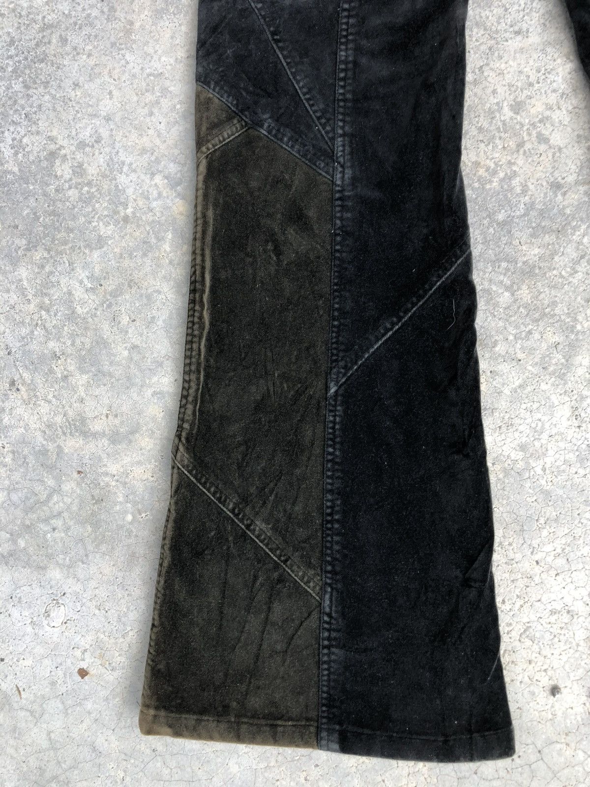 Tornado Mart Tornado Mart Flared Jeans Velvet Jeans Size US 29 - 11 Thumbnail