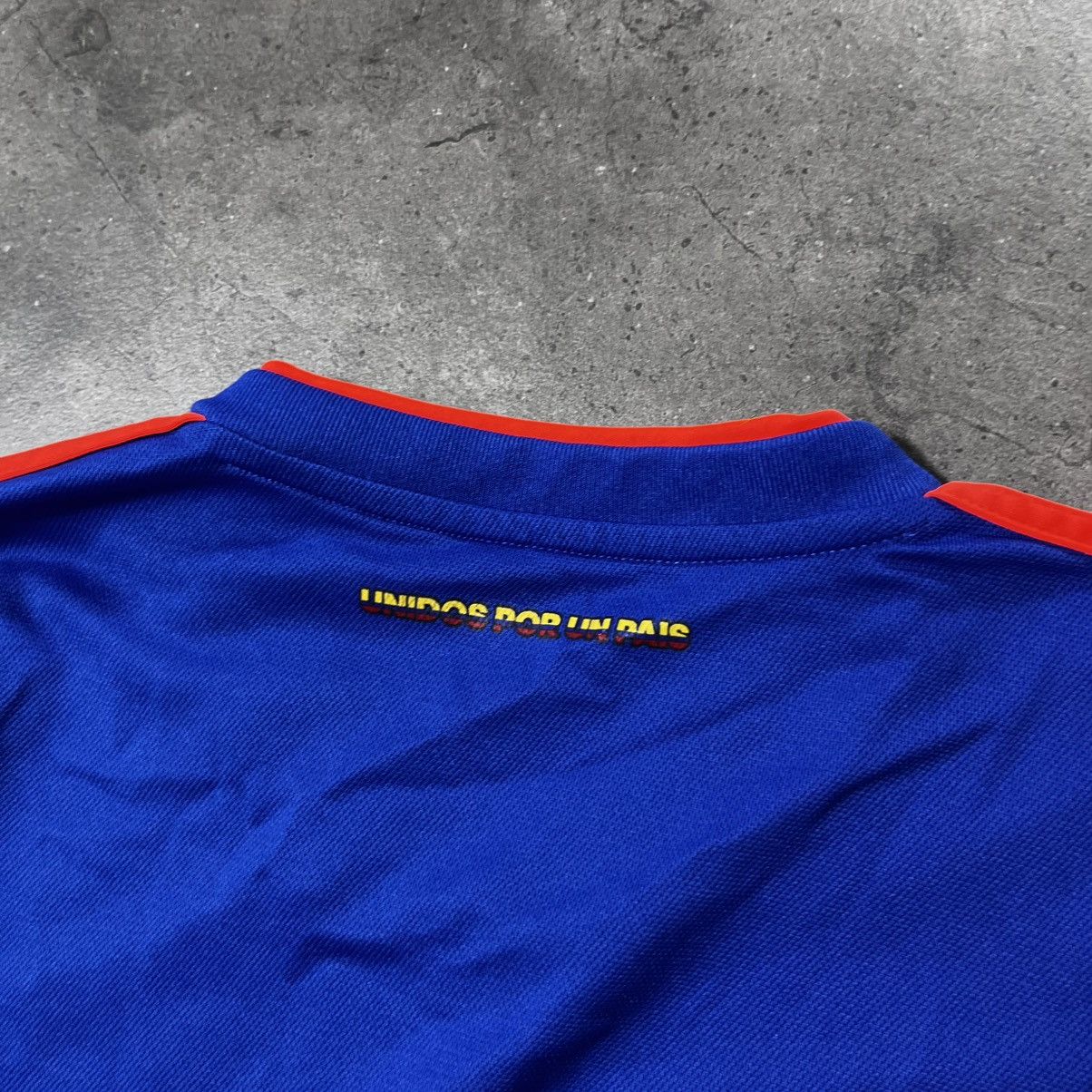 Adidas Adidas Vintage Columbia Soccer Jersey Tee Tshirt Blokecore Size US S / EU 44-46 / 1 - 14 Thumbnail