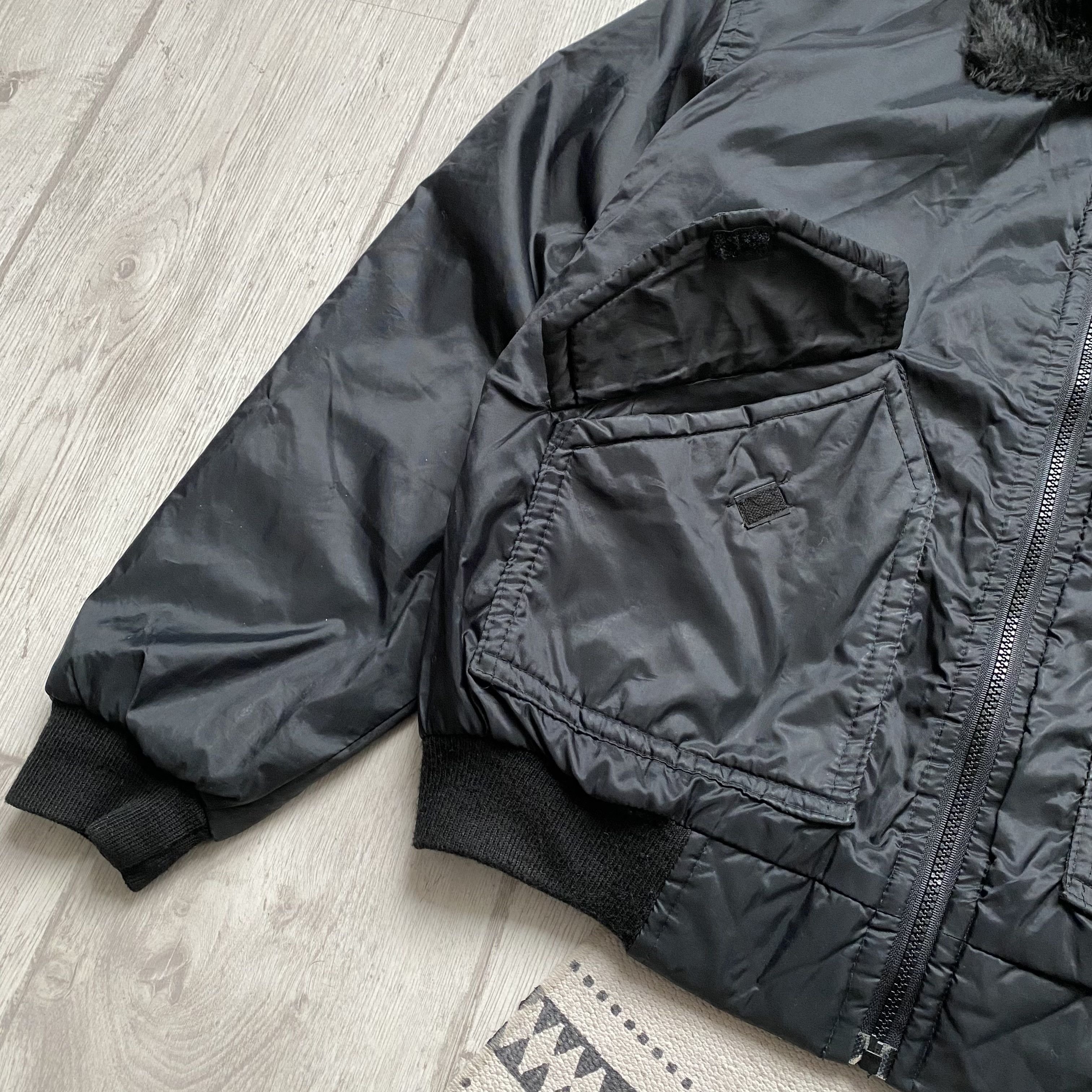 Japanese Brand Vintage 90s Flayer Bomber MA 1 jacket Light faux fur Size US S / EU 44-46 / 1 - 6 Thumbnail