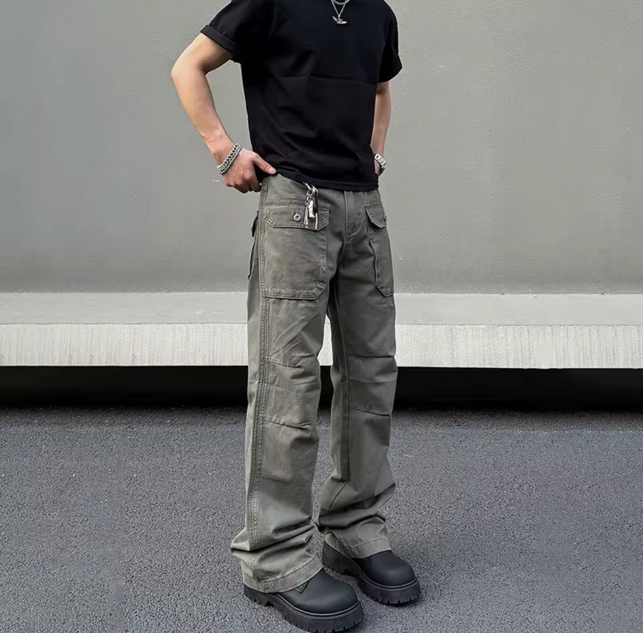 Designer × Other Streetwear Design Pocket Punk Loose Straight Cargo Pants Size US 35 - 1 Thumbnail