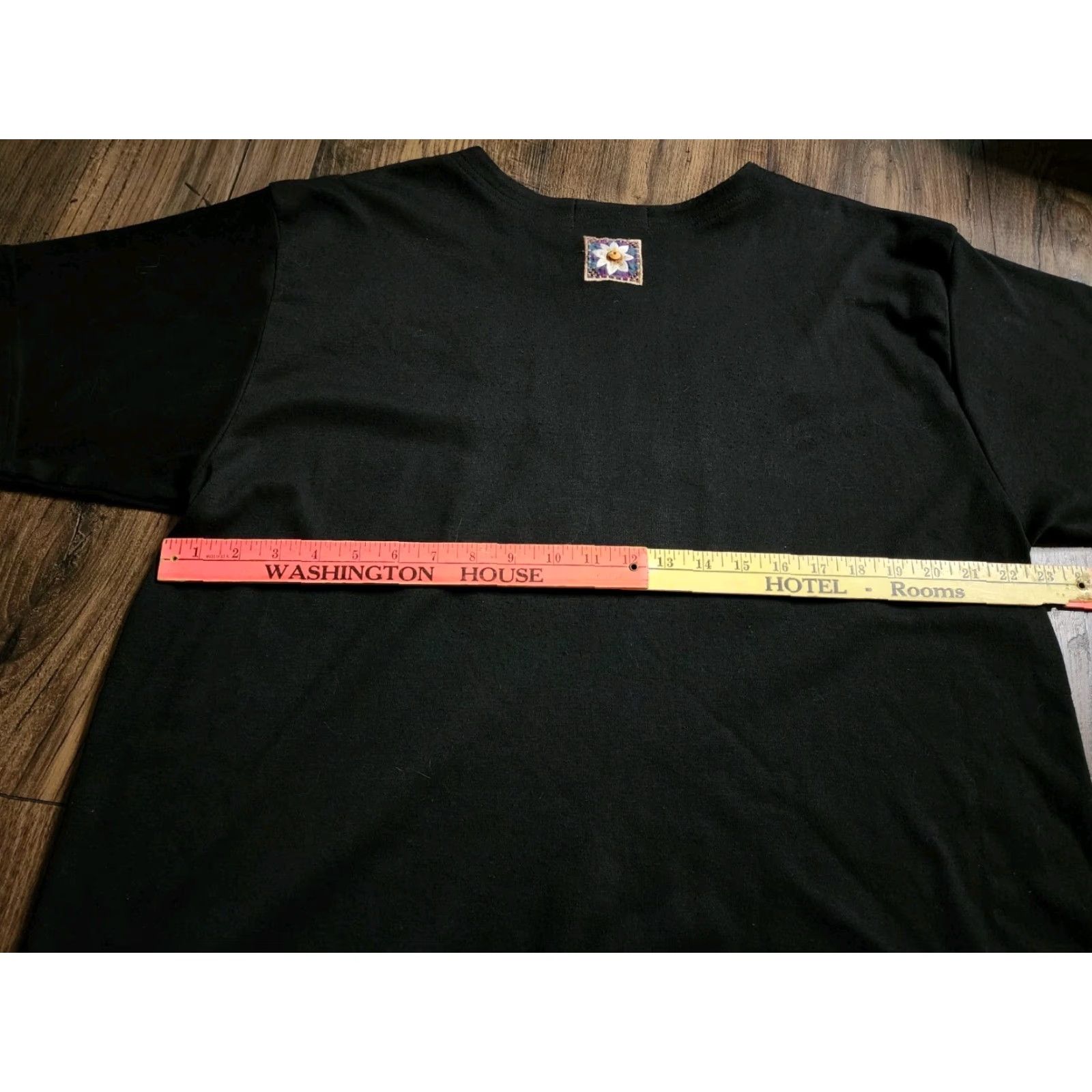 Vintage VINTAGE Crystal Kobe 90s Black Oversized Quilt T-Shirt Womens XL Size L / US 10 / IT 46 - 3 Thumbnail