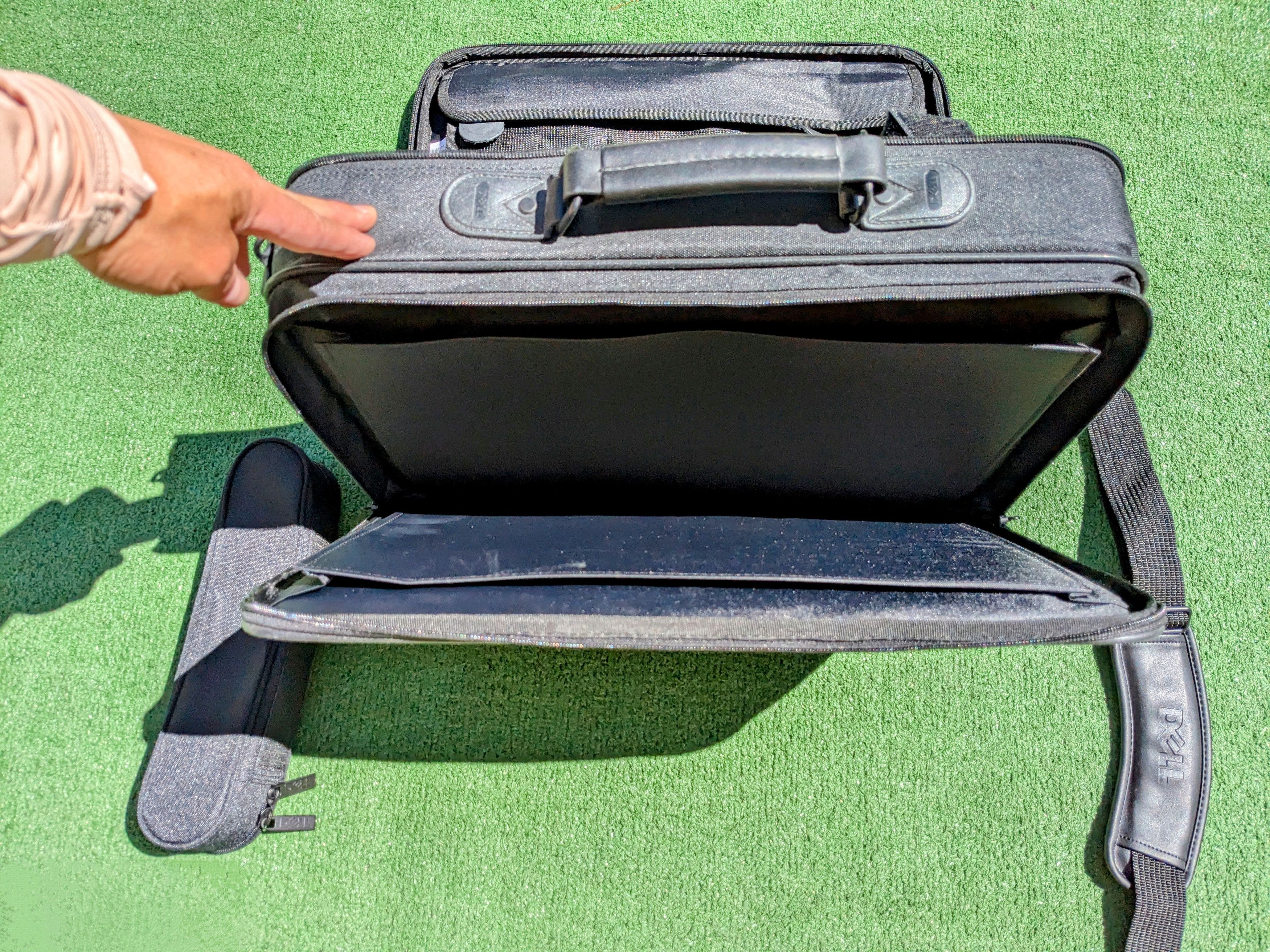 Designer Dell Pockets Laptop 15" Shoulder Padded Briefcase Bag Case Size ONE SIZE - 5 Thumbnail