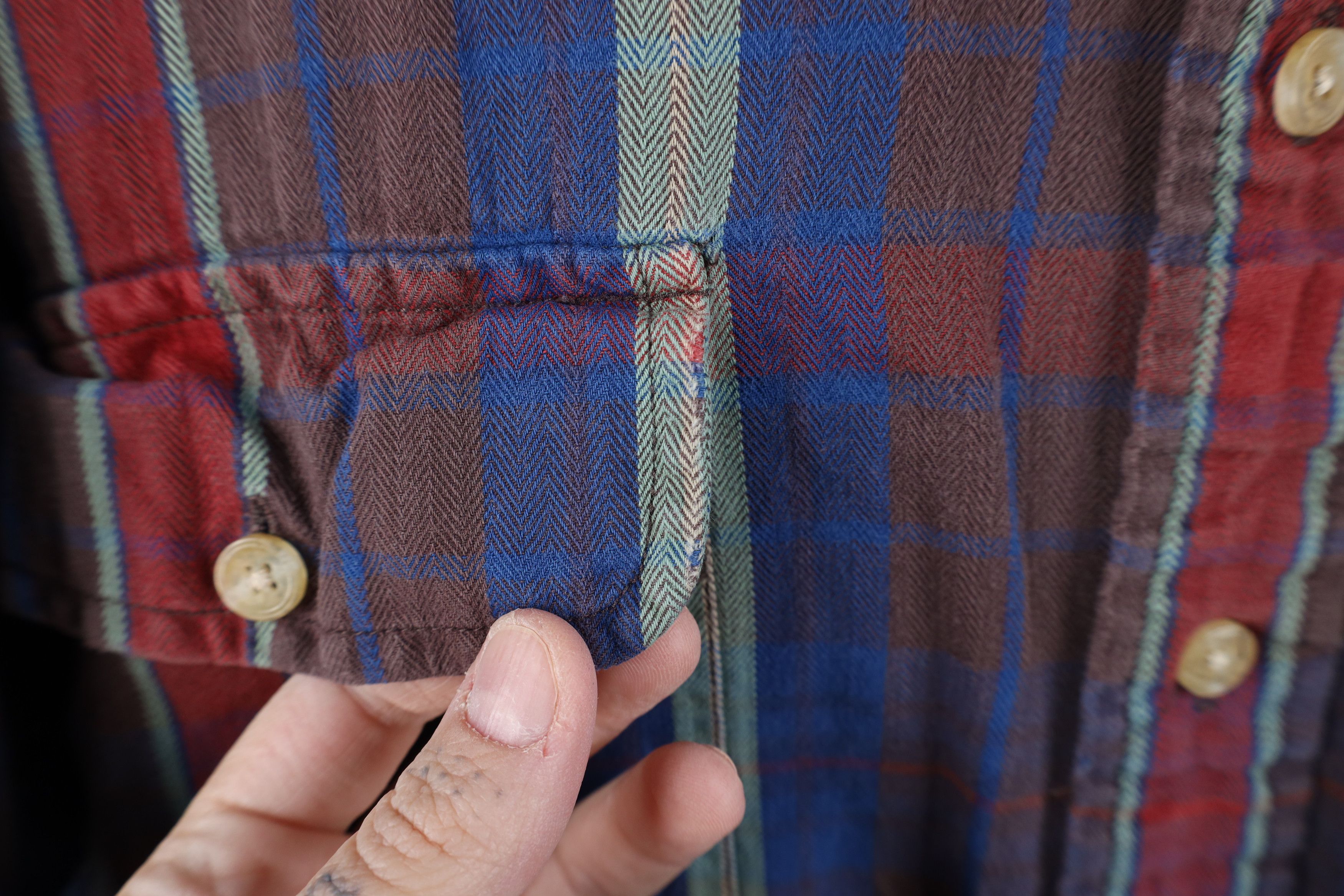 Vintage Vintage 90s Streetwear Rainbow Plaid Flannel Button Shirt Size US XL / EU 56 / 4 - 8 Thumbnail