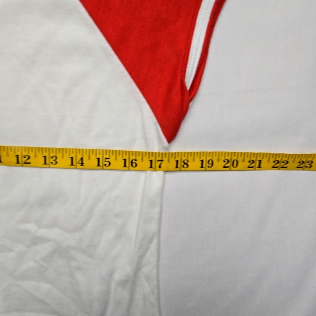 Vintage Vintage Montana Graphic Tee Le Riche Red White V-Neck Shirt Size L / US 10 / IT 46 - 6 Thumbnail