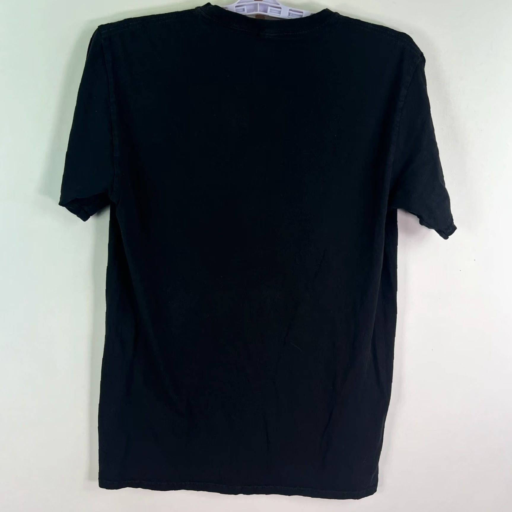 The Mountain VINTAGE The Mountain Butterfly T-Shirt Men Adult Medium Black Graphic Print All Seasons Size US M / EU 48-50 / 2 - 4 Thumbnail