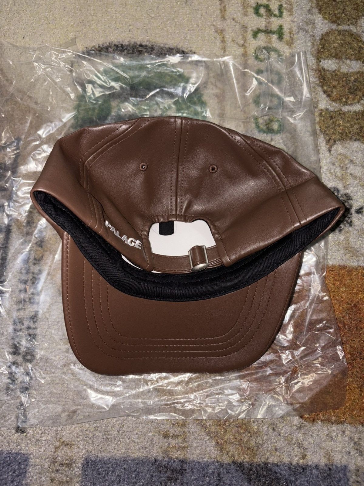 Palace Palace Faux Leather P 6-Panel Hat Size ONE SIZE - 3 Thumbnail