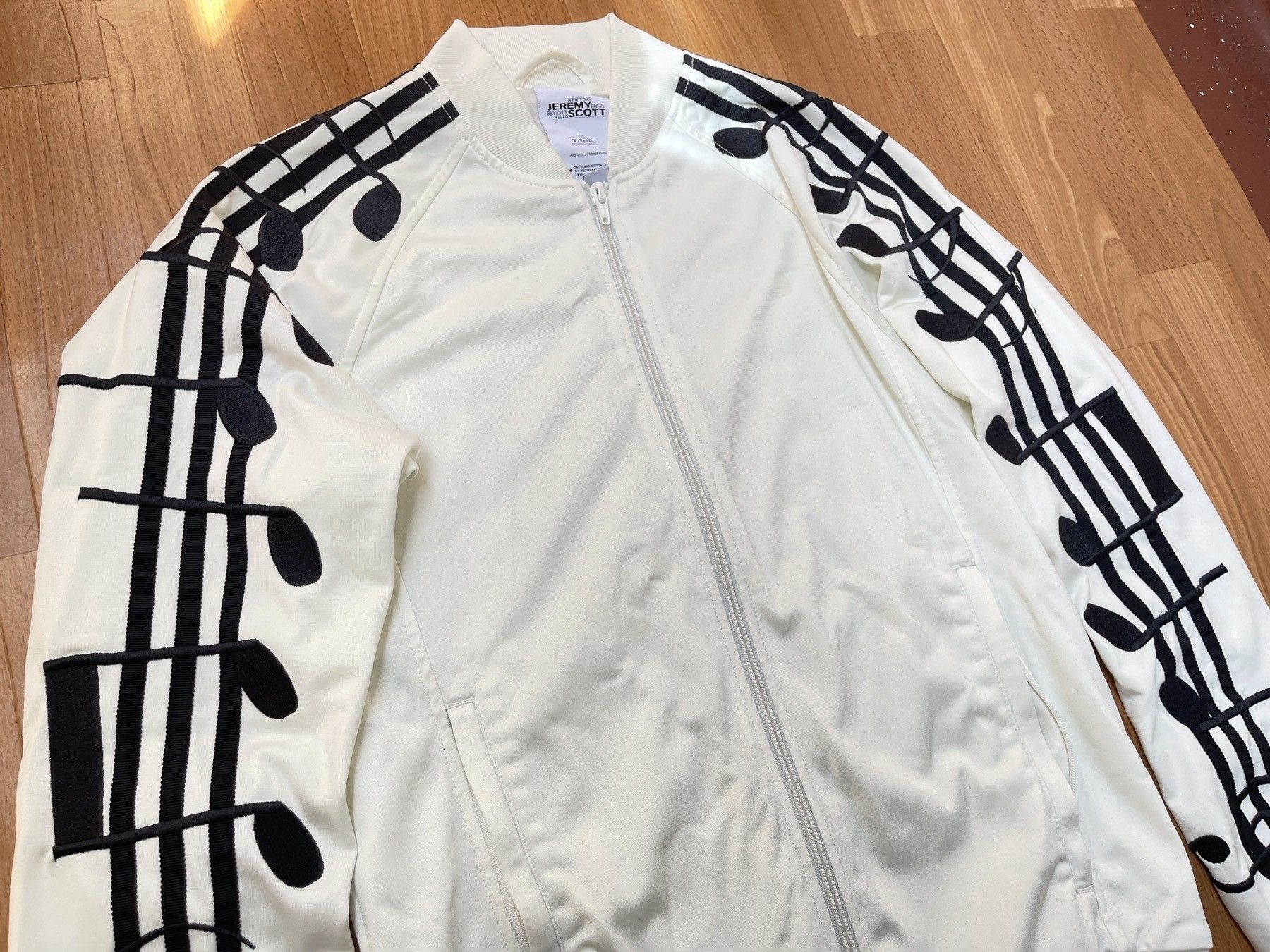 Adidas × Jeremy Scott Adidas Jeremy Scott Jacket Music Note Madonna XS X29858 Size US XS / EU 42 / 0 - 9 Thumbnail