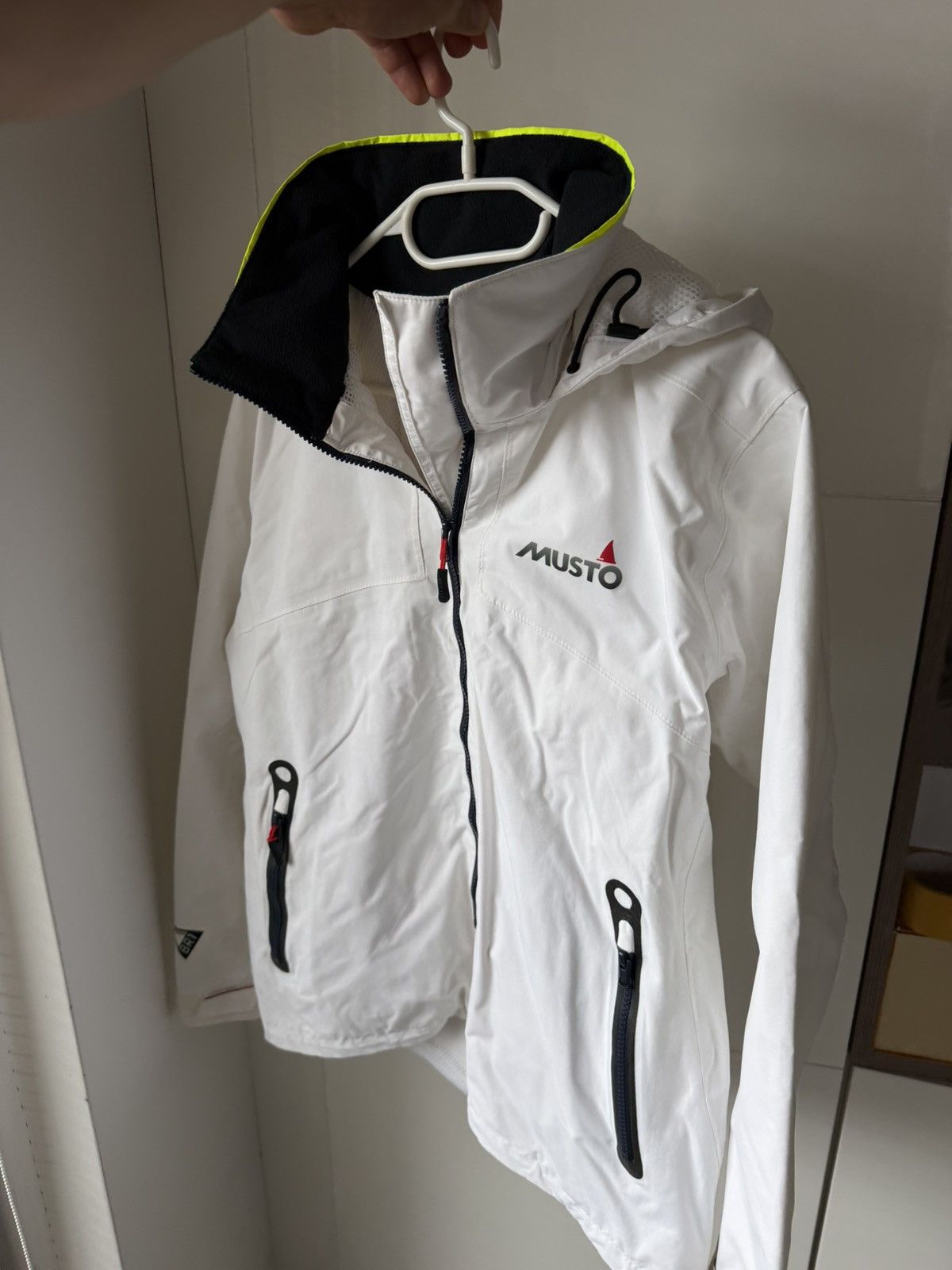 Helly Hansen ‼️Pro Musto Waterproof Kill Cord ,Cuffs Tech Jacket‼️ Size US M / EU 48-50 / 2 - 5 Thumbnail