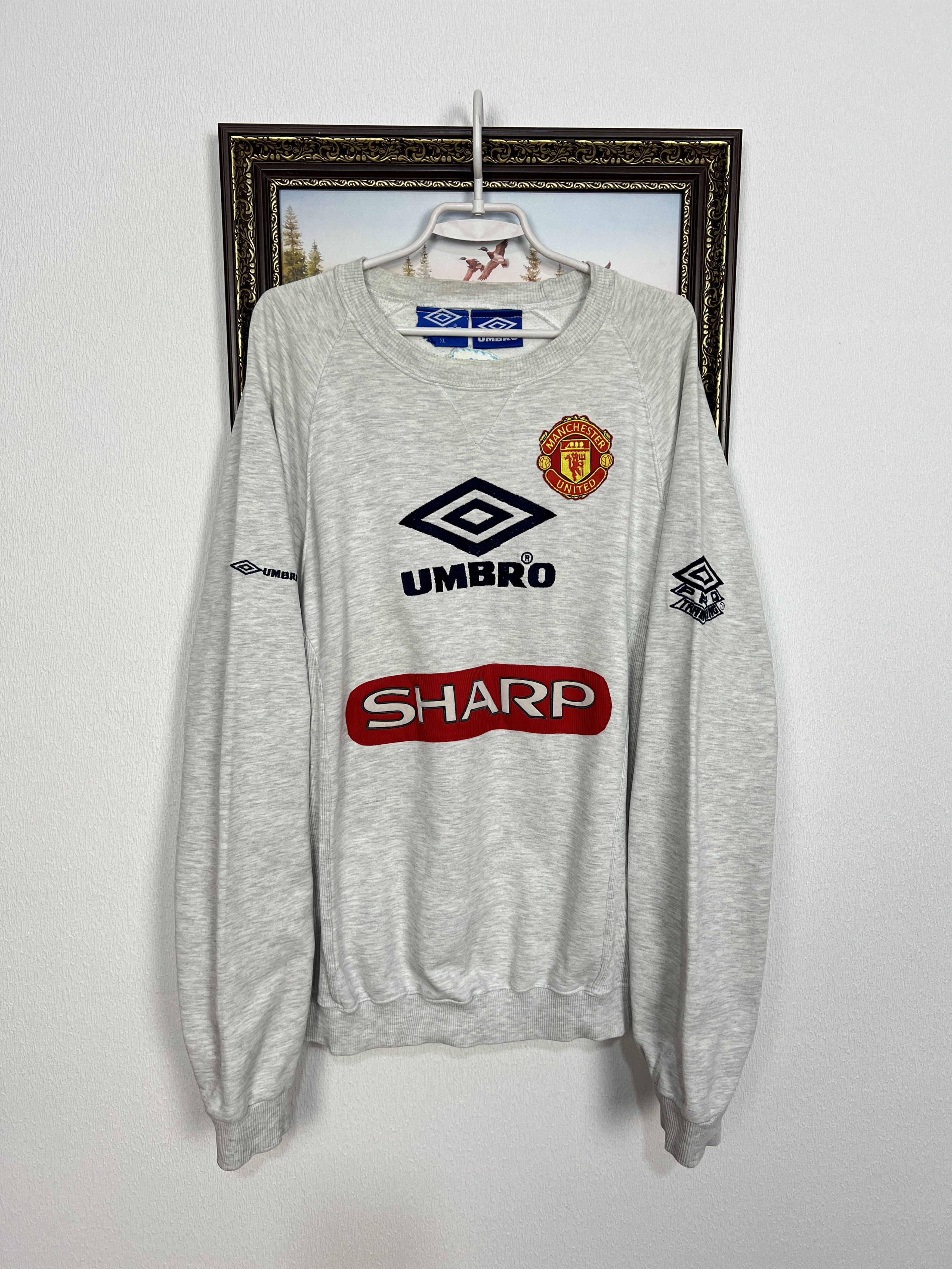 Umbro Manchester United Football Sweatshirt Track Top Crewneck Size US XL / EU 56 / 4 - 1 Thumbnail