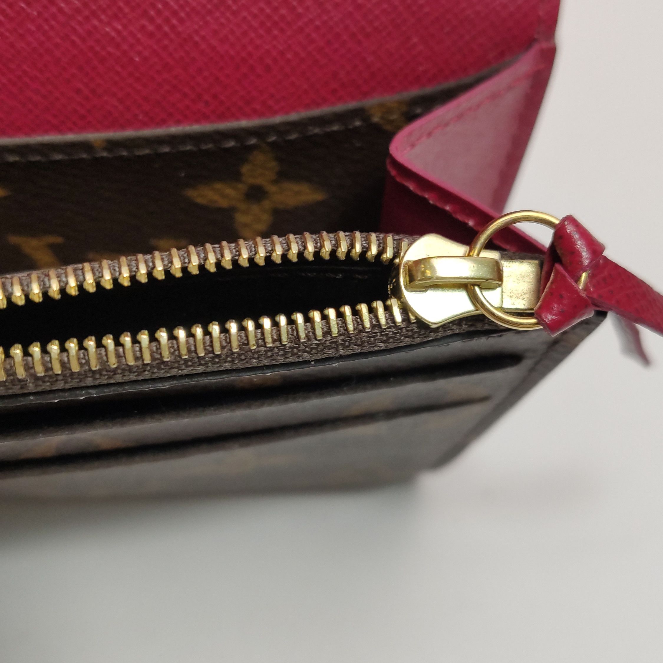 Louis Vuitton Louis Vuitton (LV) Emilie leather Monogram print snap walle Size ONE SIZE - 7 Thumbnail
