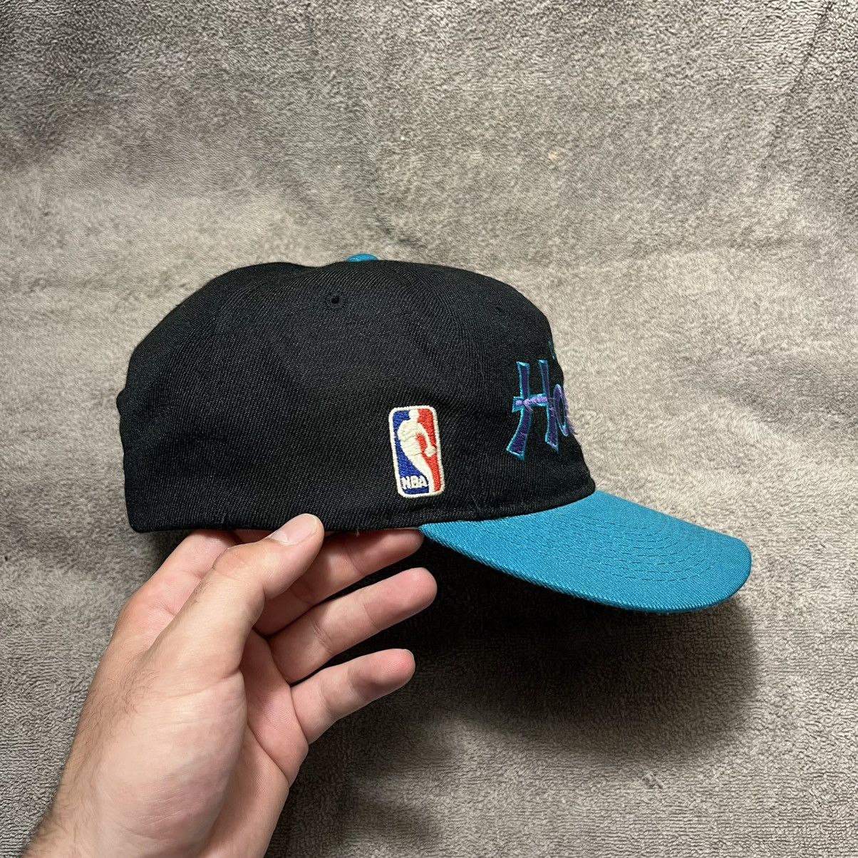 NBA Vintage 90s Charlotte Hornets Sports Specialties Hat Script Size ONE SIZE - 4 Thumbnail