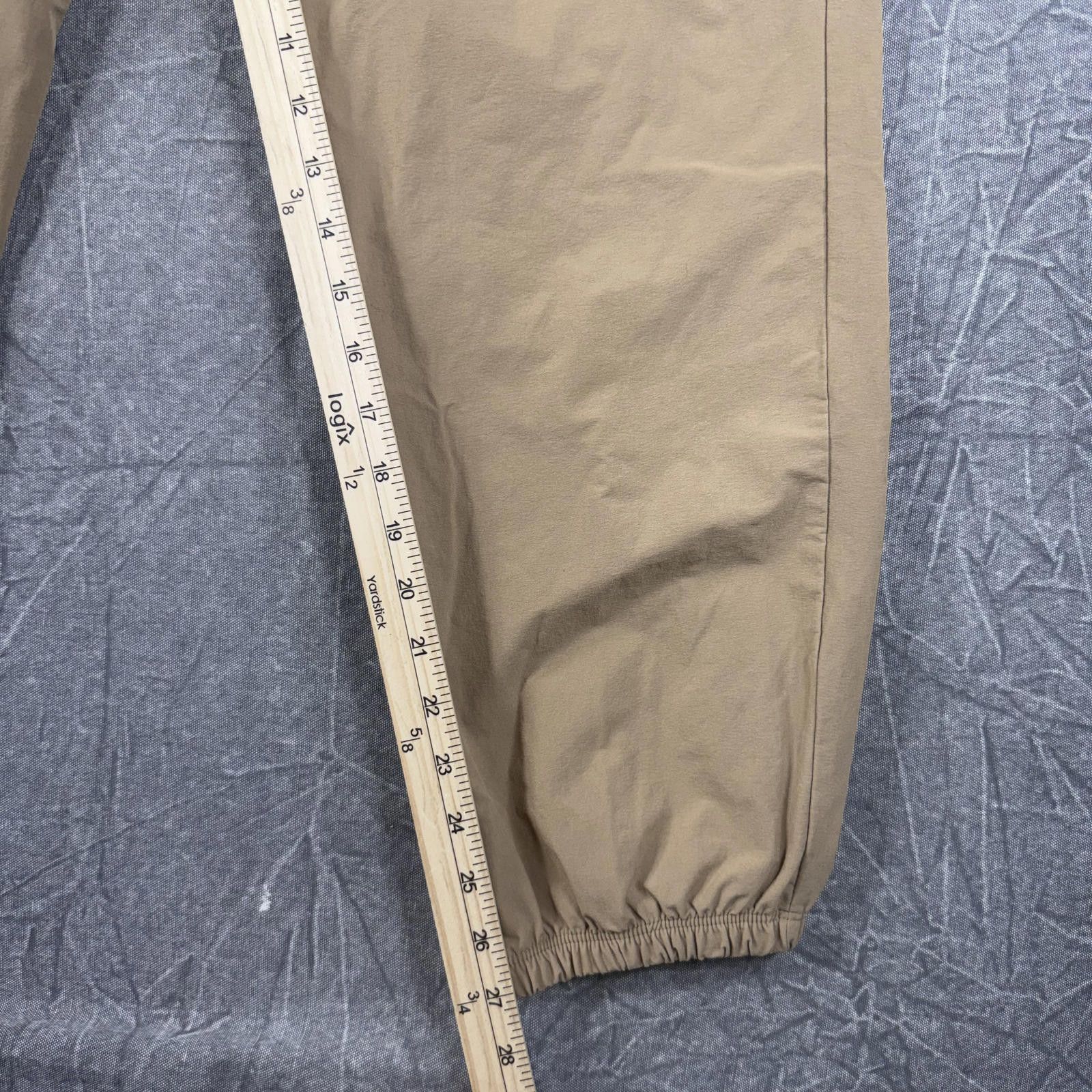 Nike Nike Pants Women's M Tan Cream Sportswear Dri-FIT Cargo Size 32" / US 10 / IT 46 - 4 Thumbnail