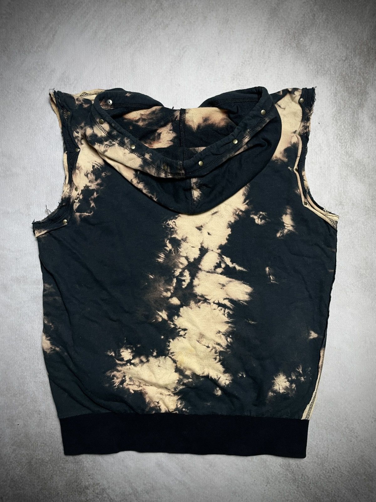 In The Attic 2000’s In The Attic - Unfinished Smoke Studded Hooded Vest Size US M / EU 48-50 / 2 - 11 Thumbnail