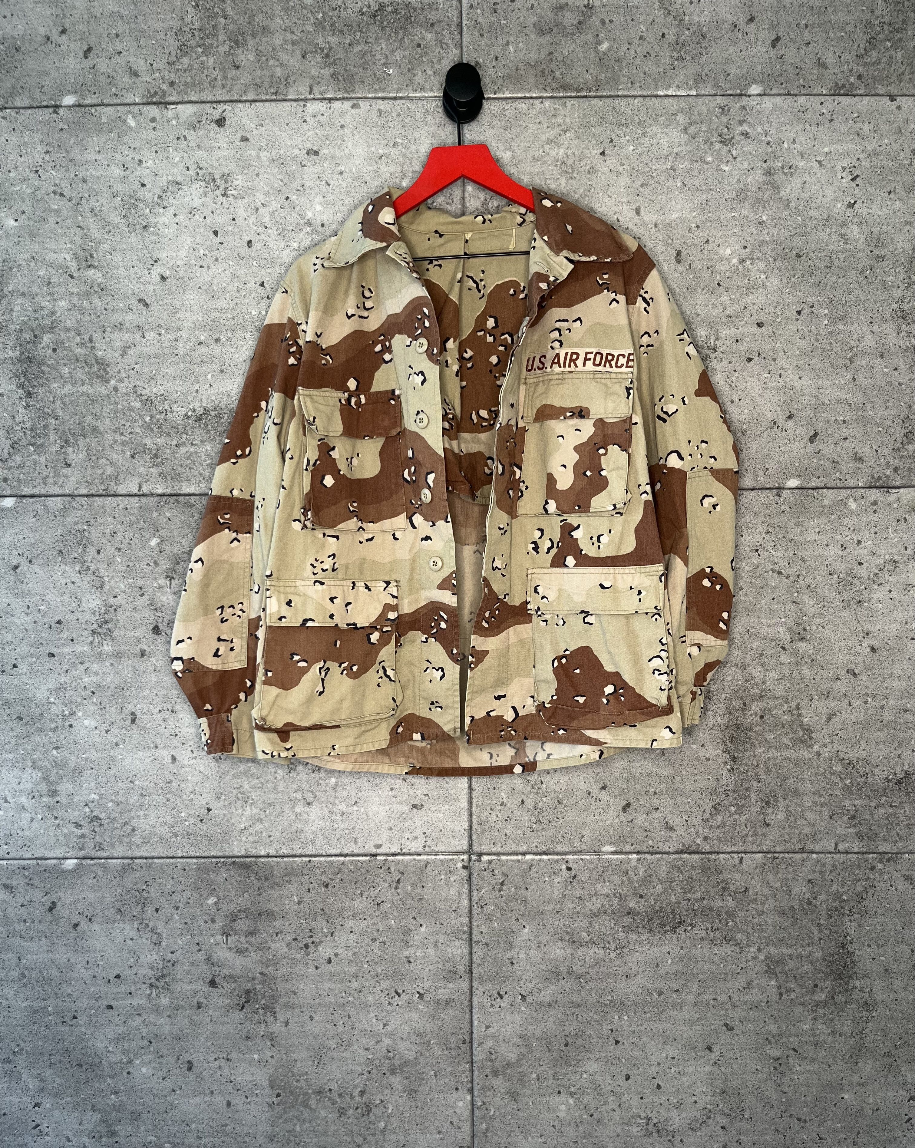 Vintage Vintage desert chocolate chip camo US army jacket Size US M / EU 48-50 / 2 - 1 Thumbnail