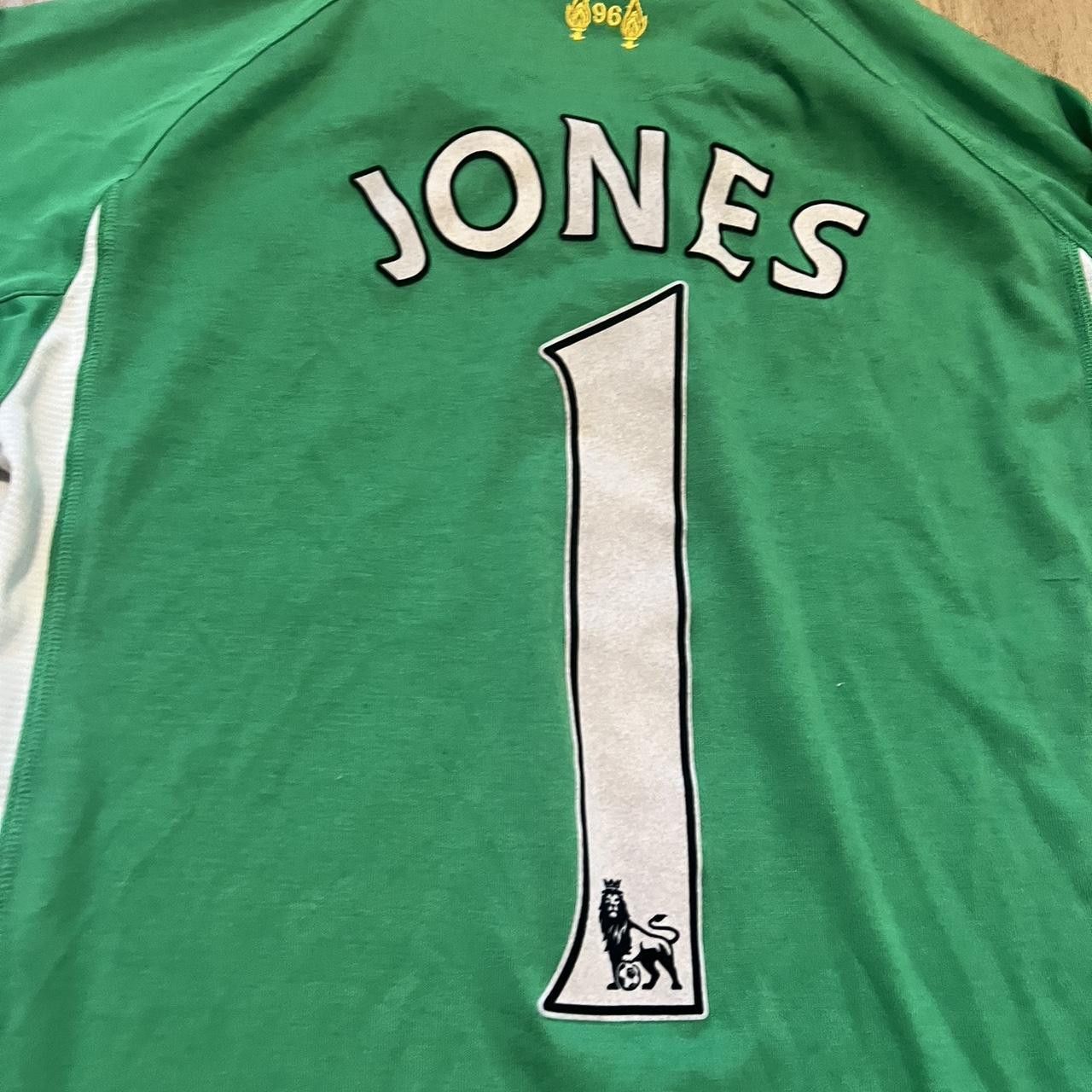 Other 2012-13 Jones Goalkeeper Liverpool FC green training top Size US XS / EU 42 / 0 - 3 Thumbnail