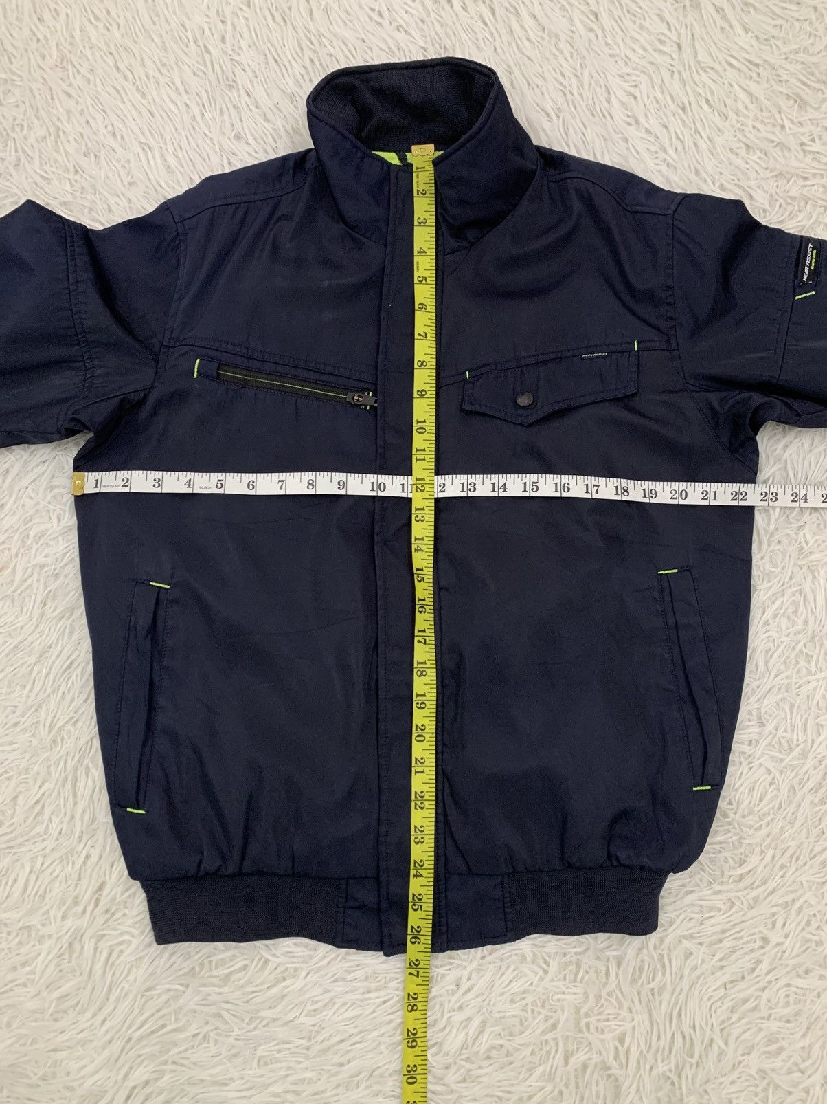 Japanese Brand Heat Assist Warm Light Jacket Size US L / EU 52-54 / 3 - 5 Thumbnail