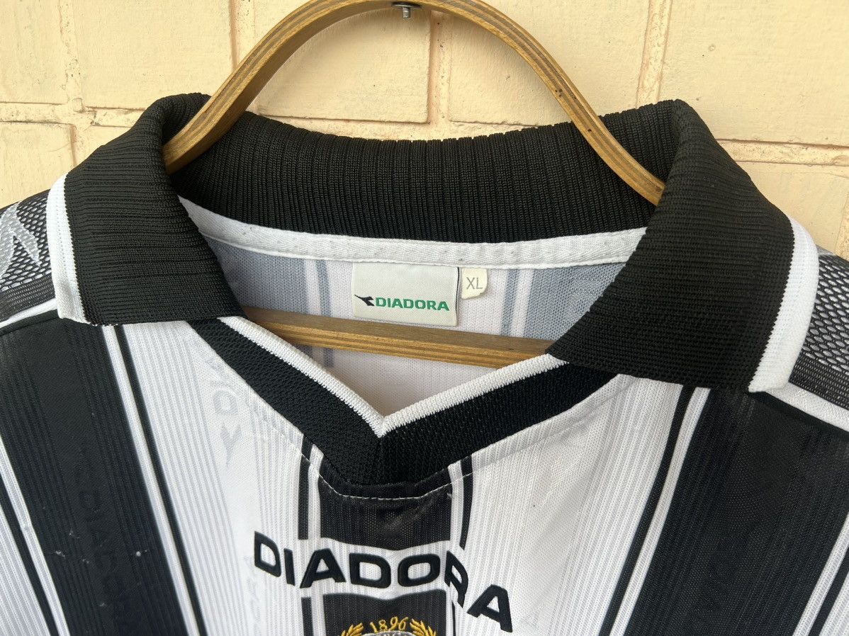 Diadora Vintage Udinese Calcio Diadora Italy 99s Home Soccer Jersey Size US L / EU 52-54 / 3 - 5 Thumbnail