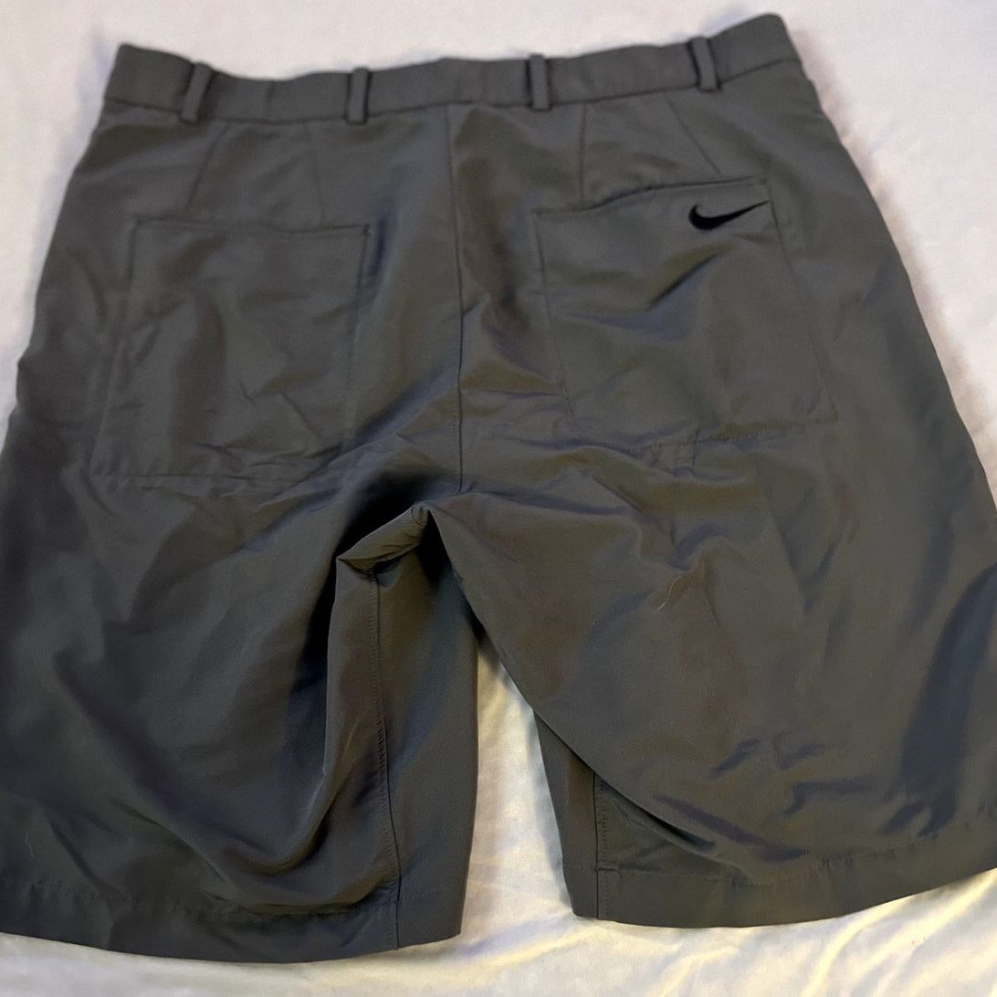 Nike Nike Golf Standard Fit Gray Dri-FIT Shorts - 34x10" Inseam Size US 34 / EU 50 - 2 Thumbnail