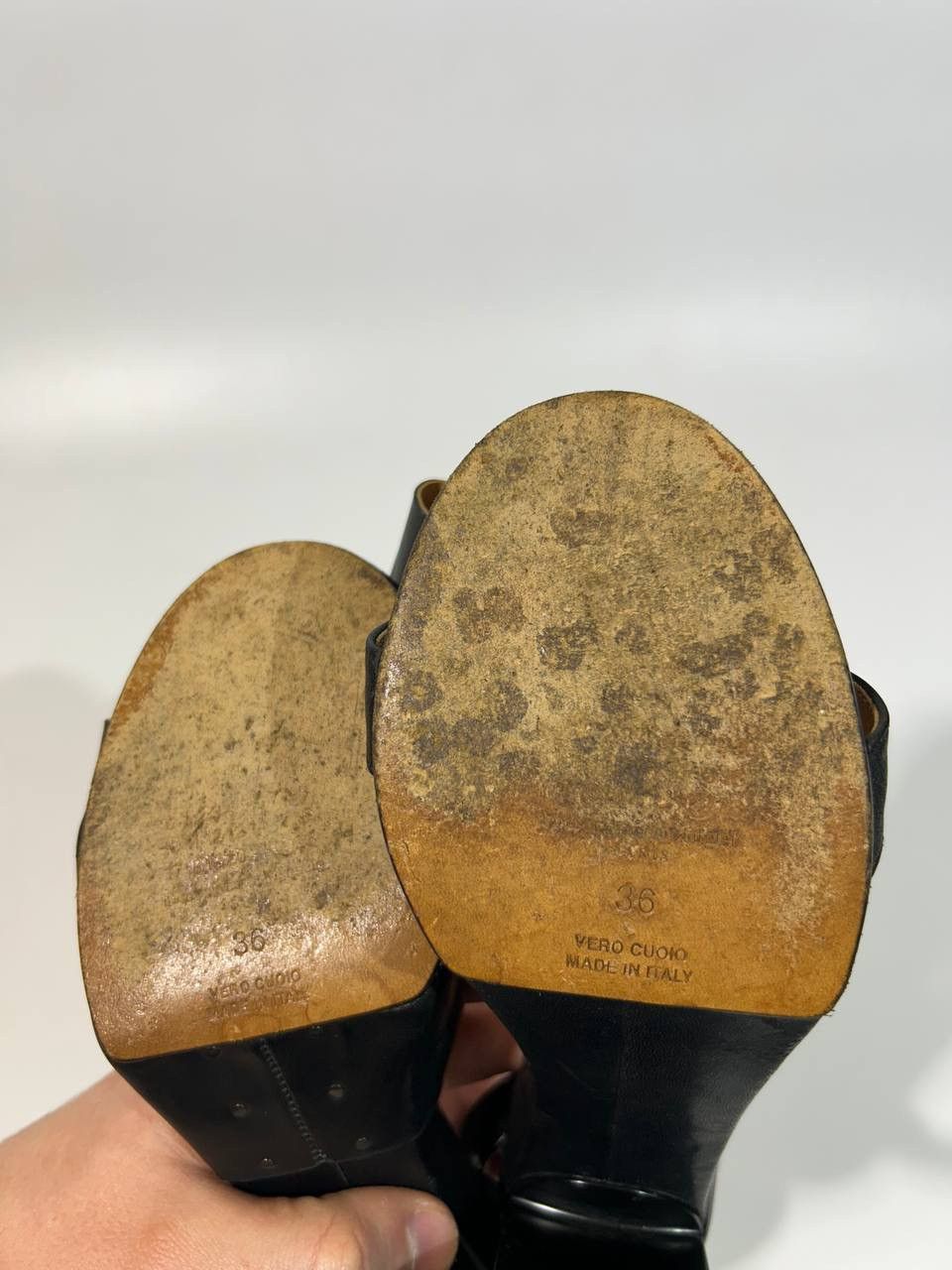 Maison Margiela Maison Martin Margiela leather sandals with bow detail Size US 5 / IT 35 - 12 Thumbnail