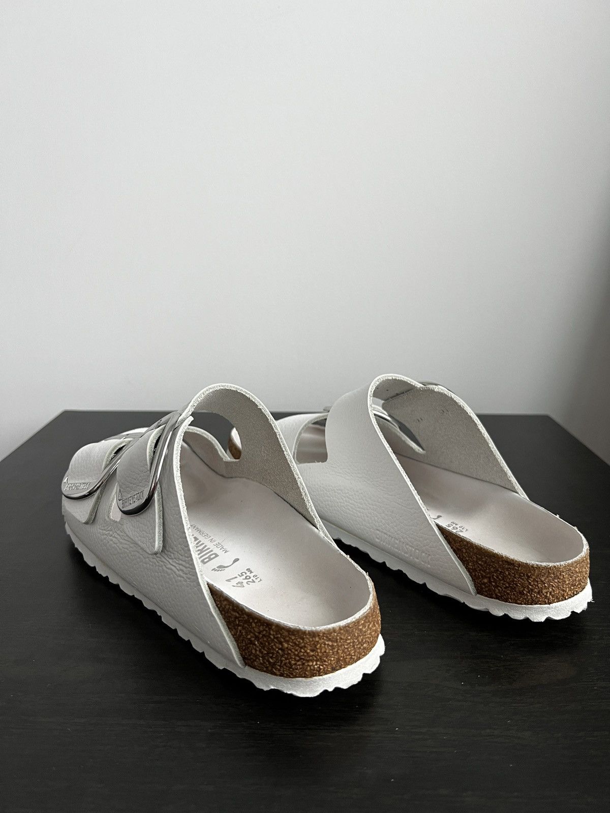Birkenstock Birkenstock Authentic Arizona Big Buckle White Leather Size US 10 / IT 40 - 5 Thumbnail