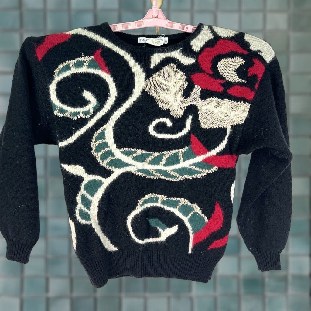Vintage Vintage Malina Wong Wool Blend Poinsettia Floral Sweater Women's Size M Black Size M / US 6-8 / IT 42-44 - 1 Thumbnail