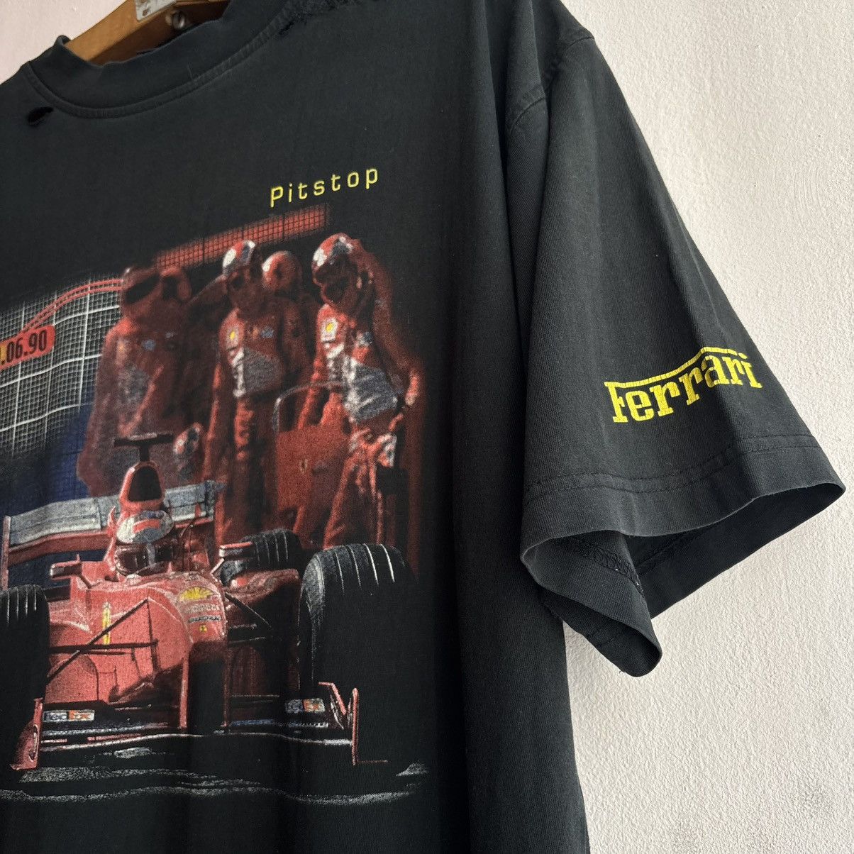 Ferrari Vintage 90’s Faded and Distressed Ferrari T-Shirt ERD Grunge Size US XL / EU 56 / 4 - 4 Thumbnail