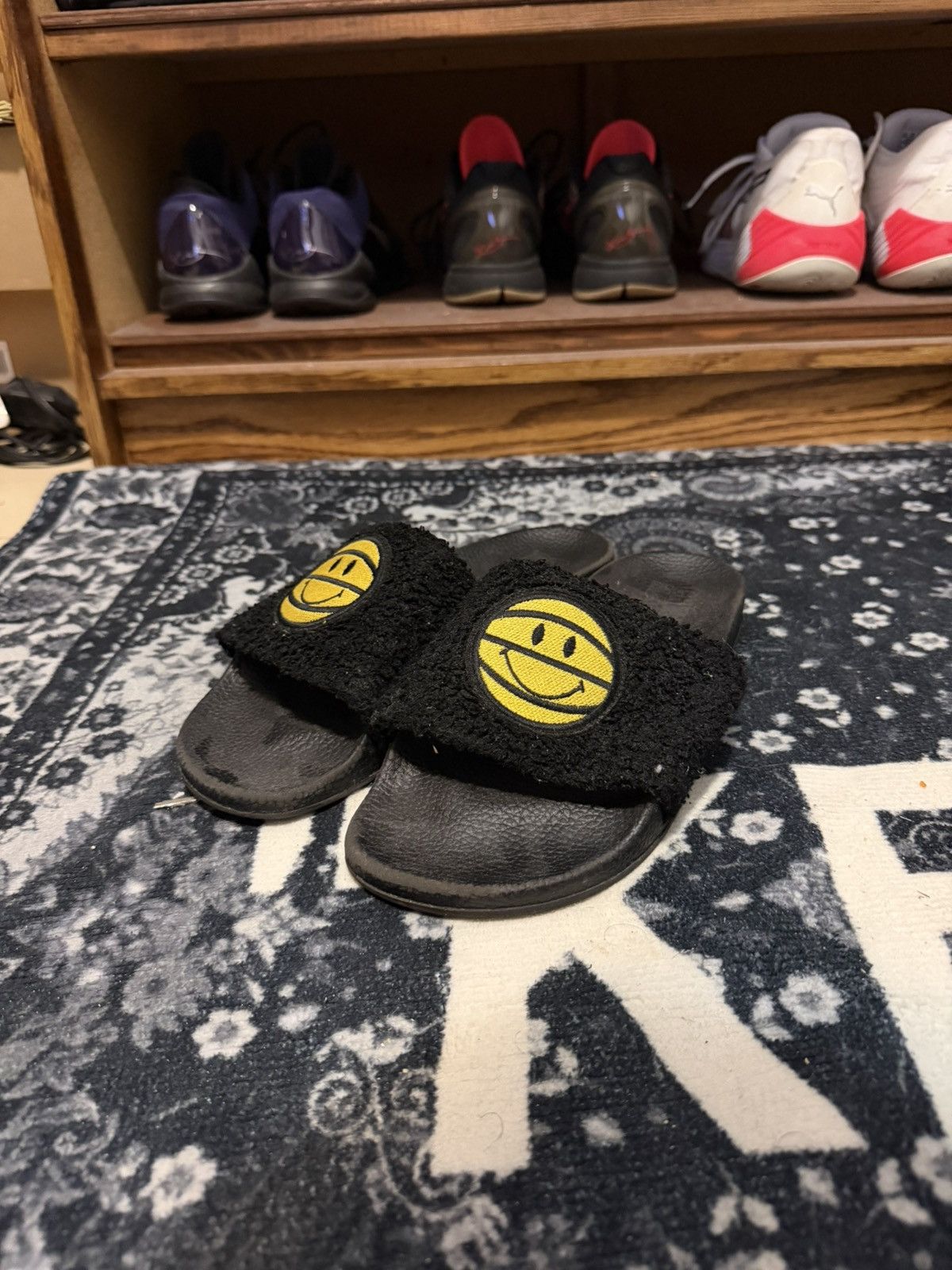 Market CHINATOWN MARKET SLIDES Size US 10 / EU 43 - 1 Thumbnail