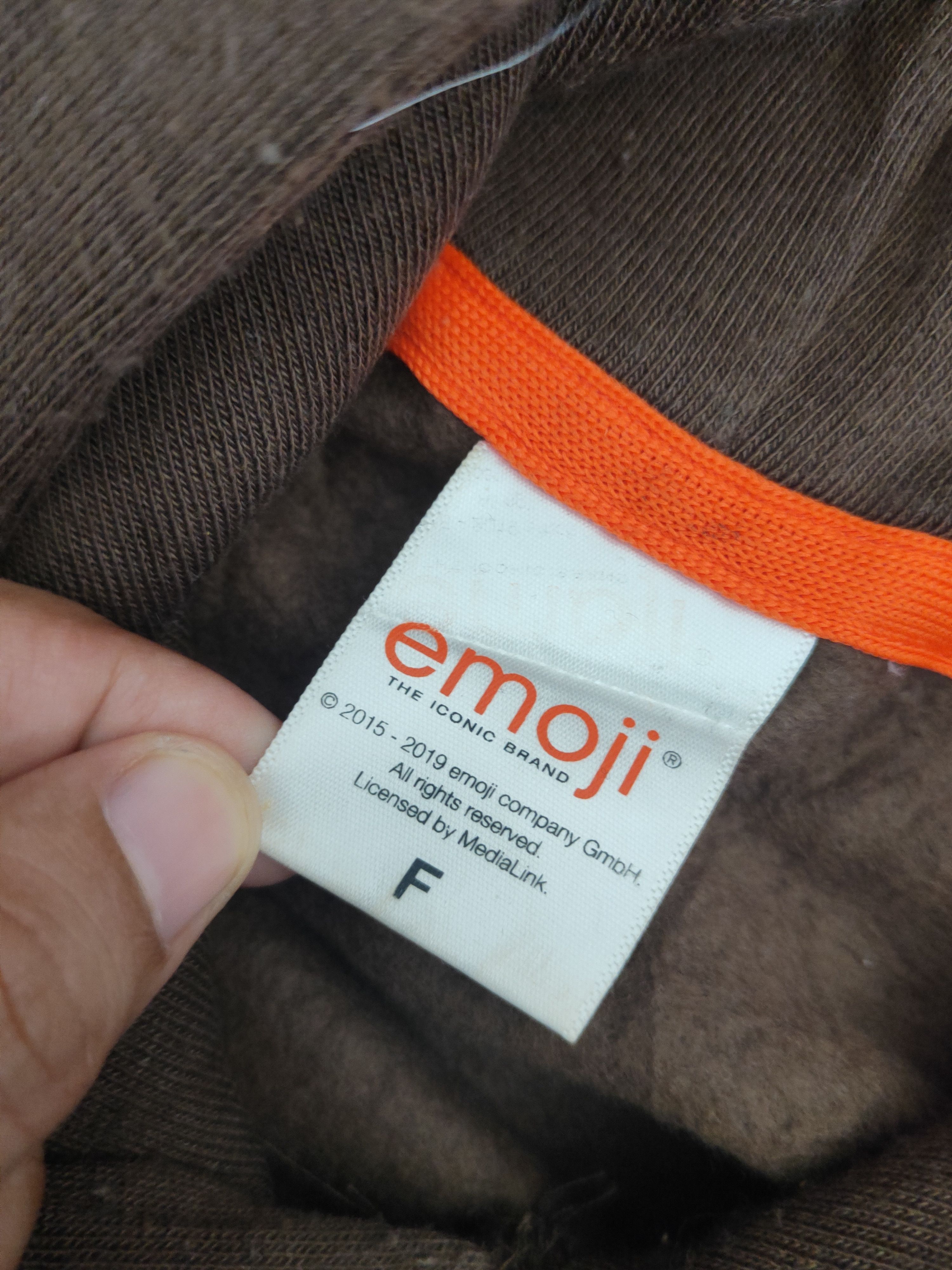 Japanese Brand Very rare Big Emoji Brown Hoodie Sweatshirts Size US M / EU 48-50 / 2 - 12 Thumbnail