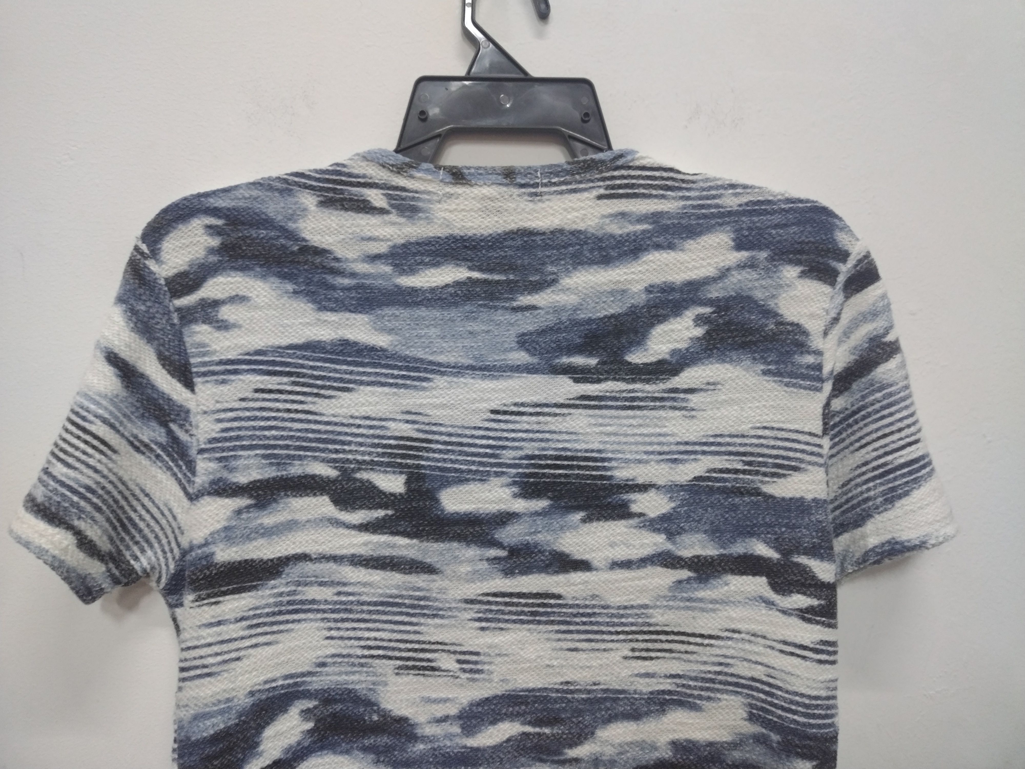 In The Attic JAPAN IN THE ATTIC V NECK CAMOO T SHIRT Size M / US 6-8 / IT 42-44 - 12 Thumbnail