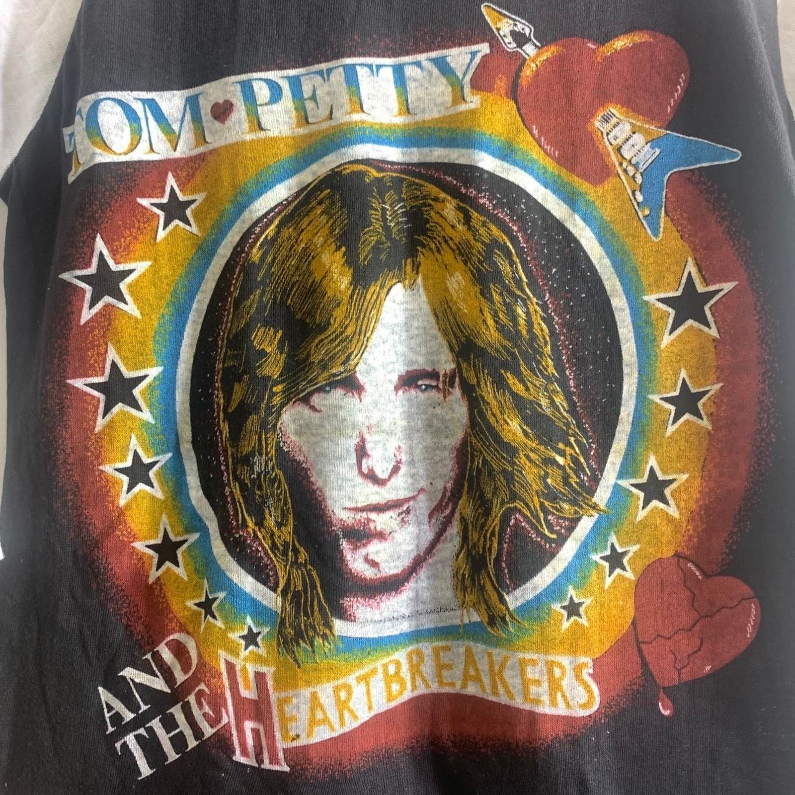 Vintage 1983 TOM PETTY & THE HEARTBREAKERS raglan baseball tee shirt Size US M / EU 48-50 / 2 - 1 Thumbnail