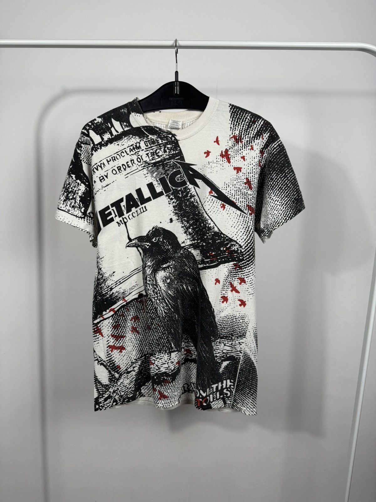 Metallica Metallica All Over Print T Shirt Raven Graphic 2013 Band M Size US M / EU 48-50 / 2 - 1 Thumbnail